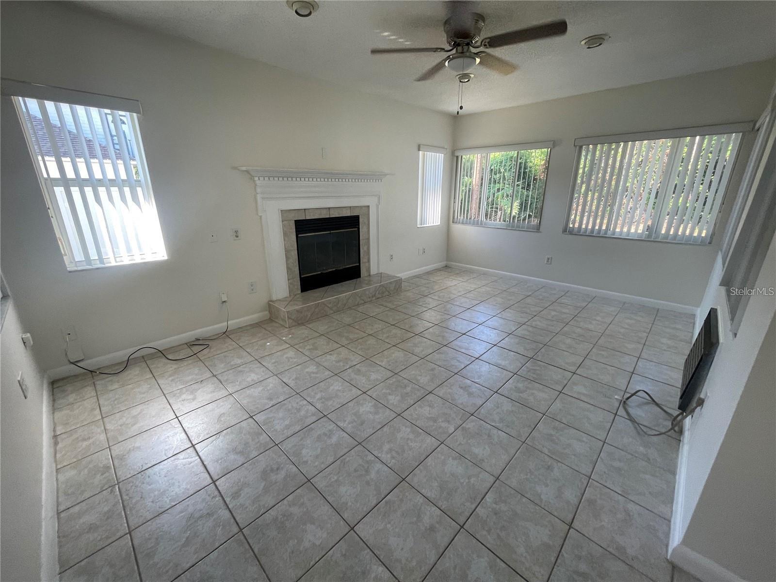 Image 18 of 24 For 9 Birchwood Place
