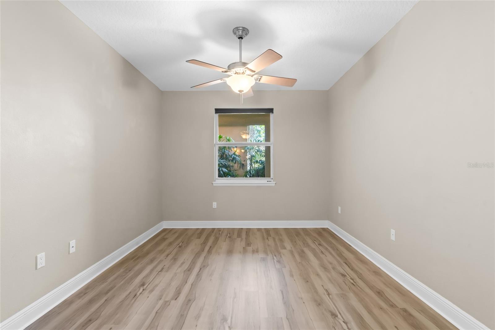 Image 27 of 54 For 55 Riverview Bend S 2015