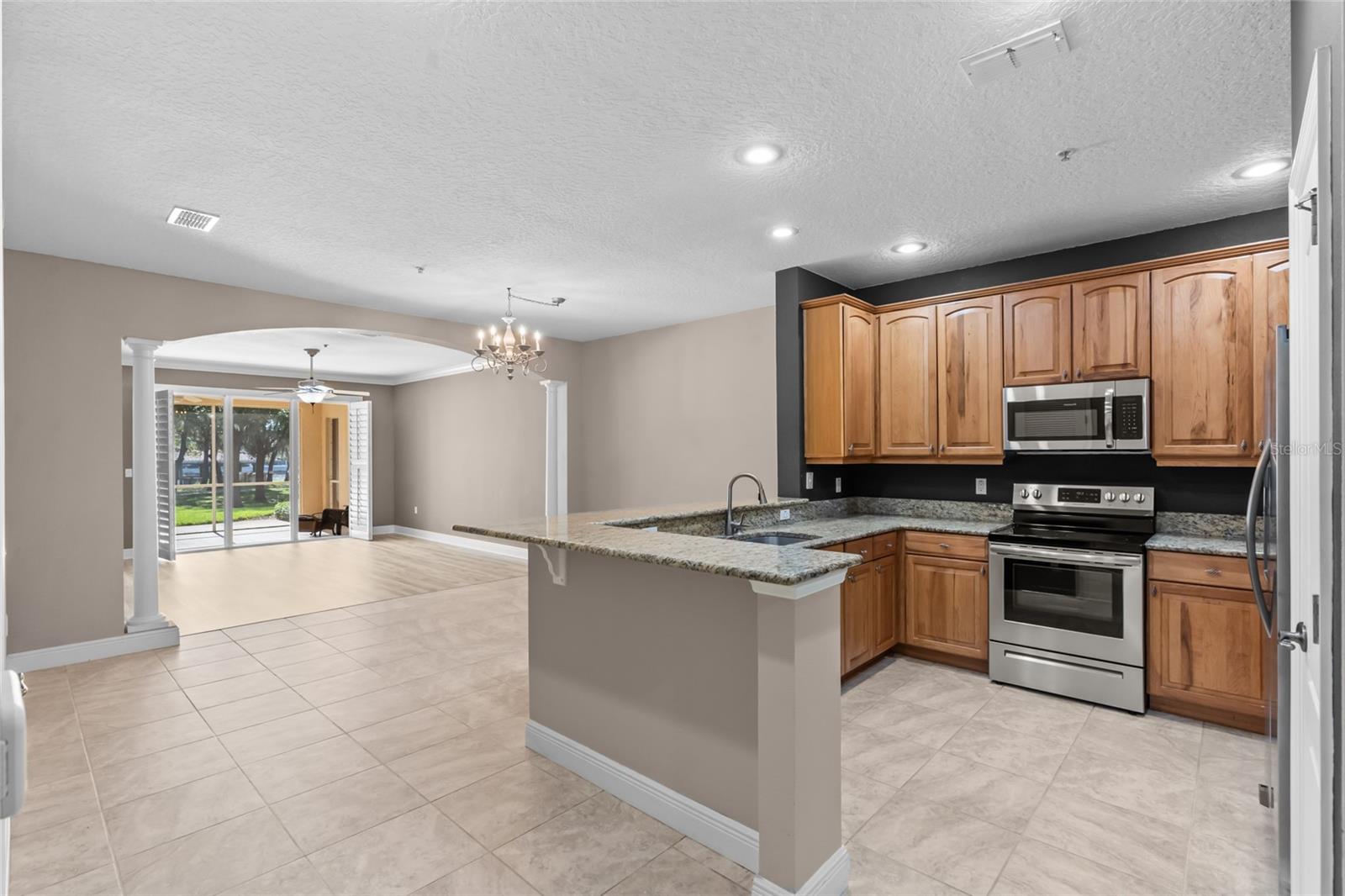 Image 5 of 54 For 55 Riverview Bend S 2015