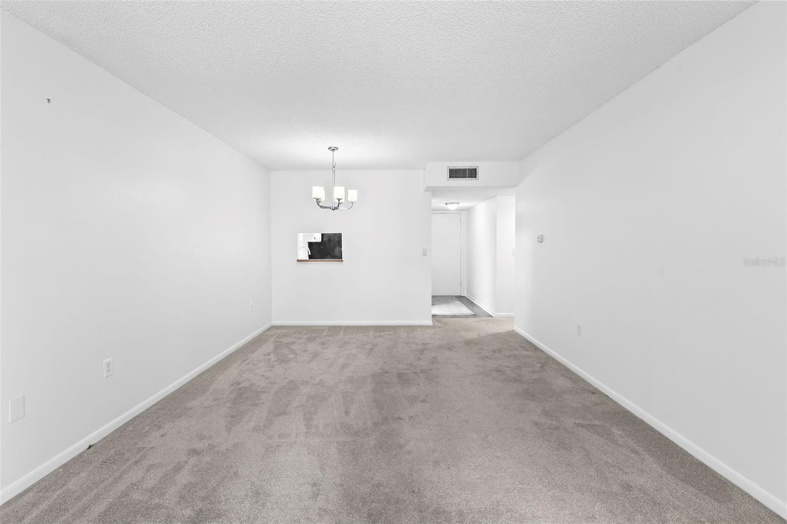 Image 10 of 43 For 640 Nova Road 213
