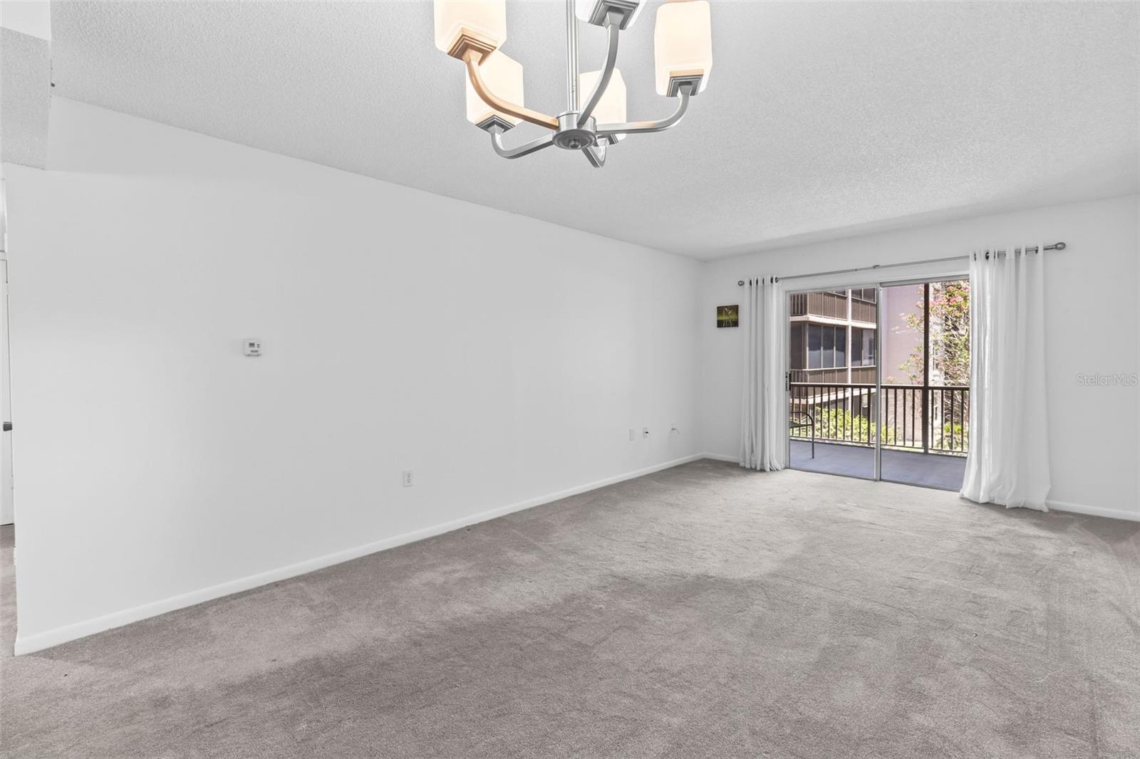 Image 11 of 43 For 640 Nova Road 213