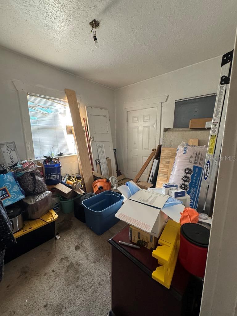 Image 12 of 42 For 122 Garfield Avenue