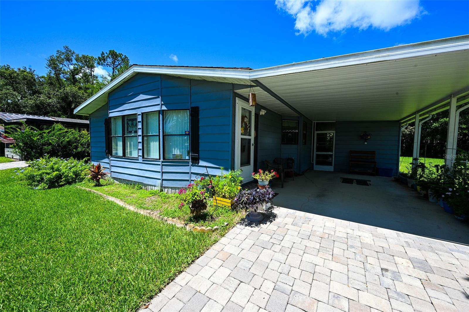 Image 4 of 58 For 26 Horseshoe Falls Drive