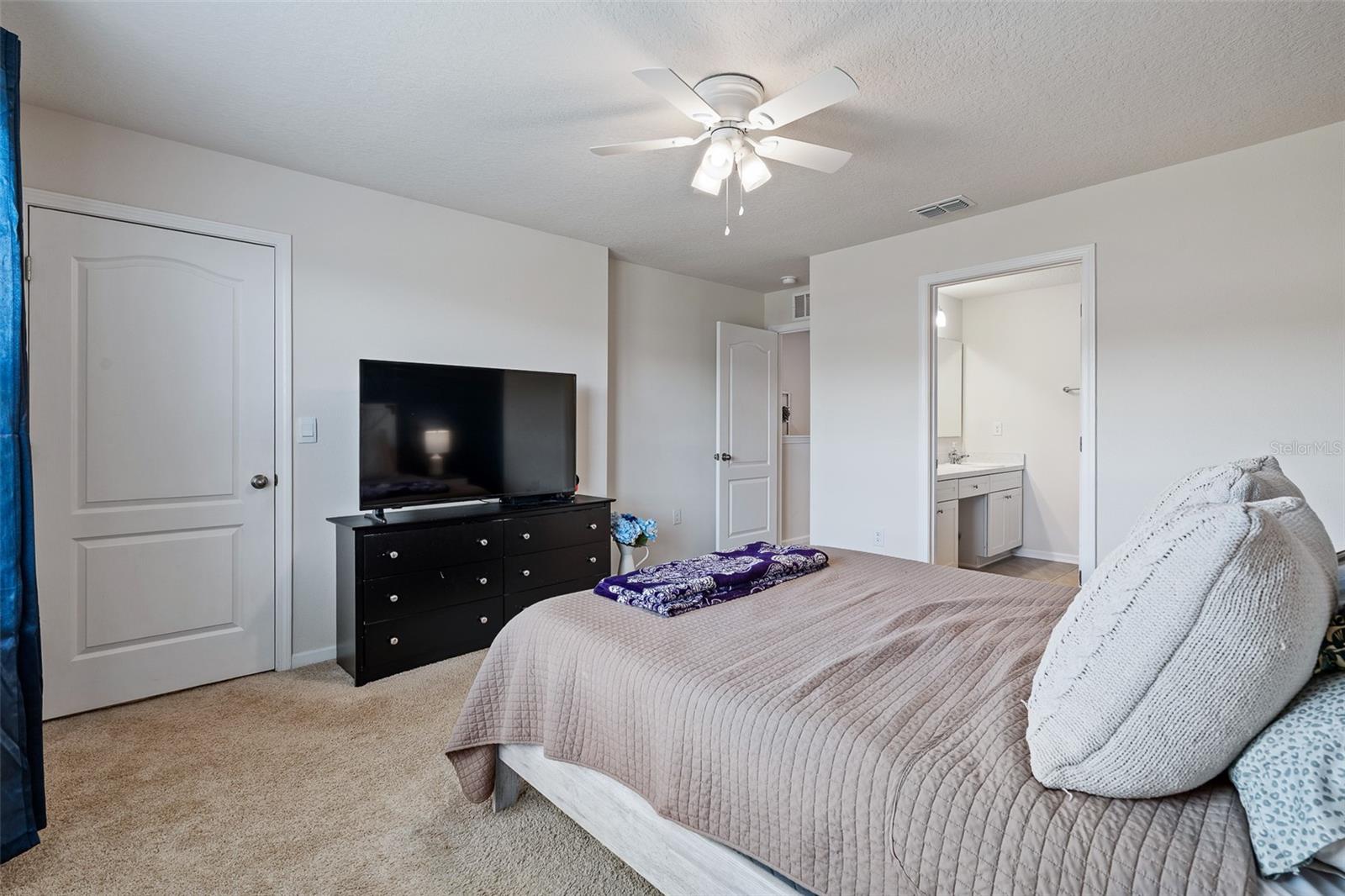 Image 32 of 42 For 146 Redbud Road