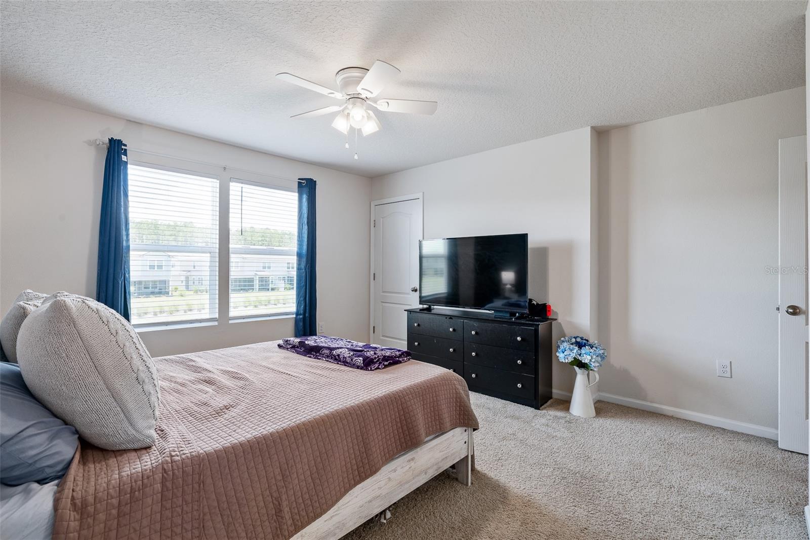 Image 33 of 42 For 146 Redbud Road