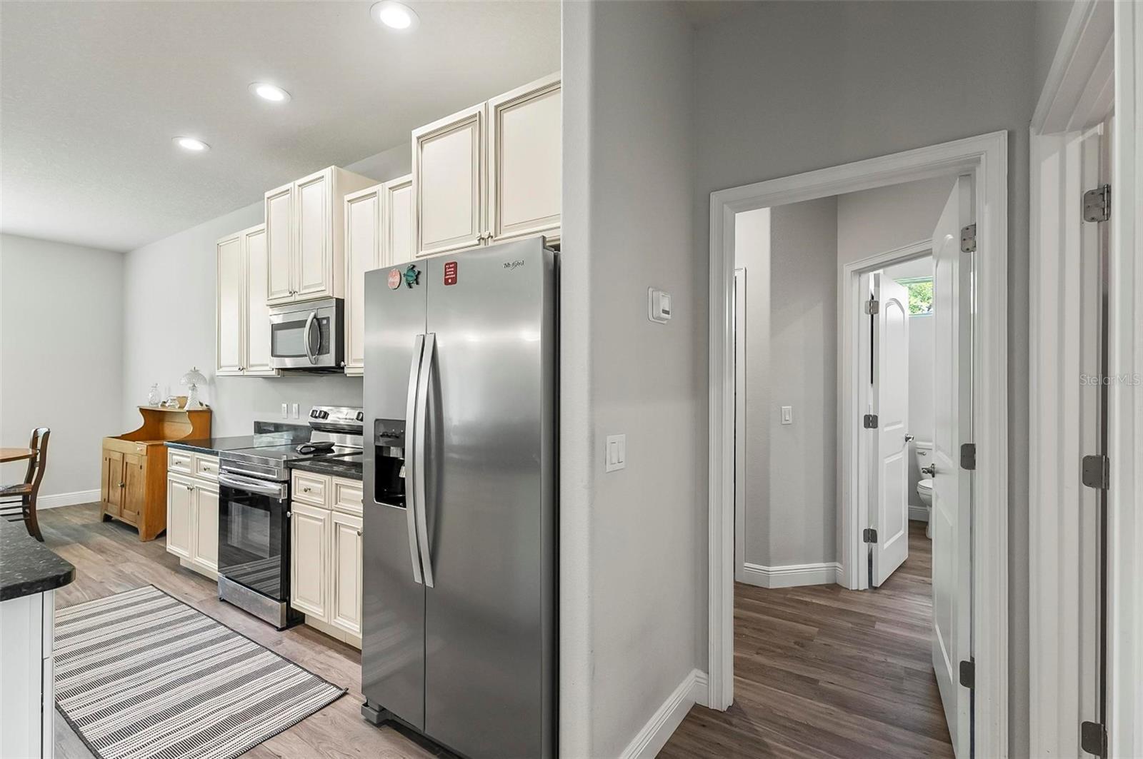 Image 20 of 65 For 9 Elder Place