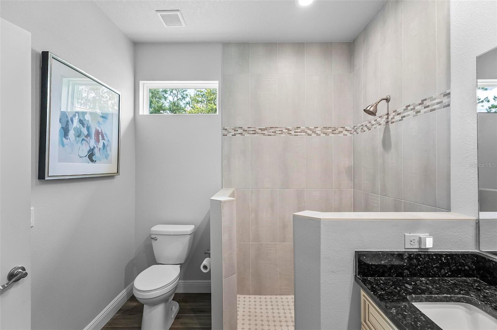 Image 36 of 65 For 9 Elder Place