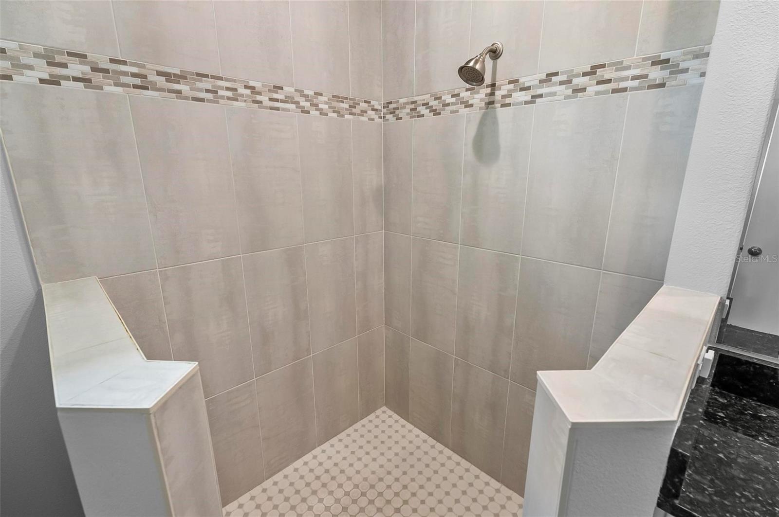 Image 37 of 65 For 9 Elder Place