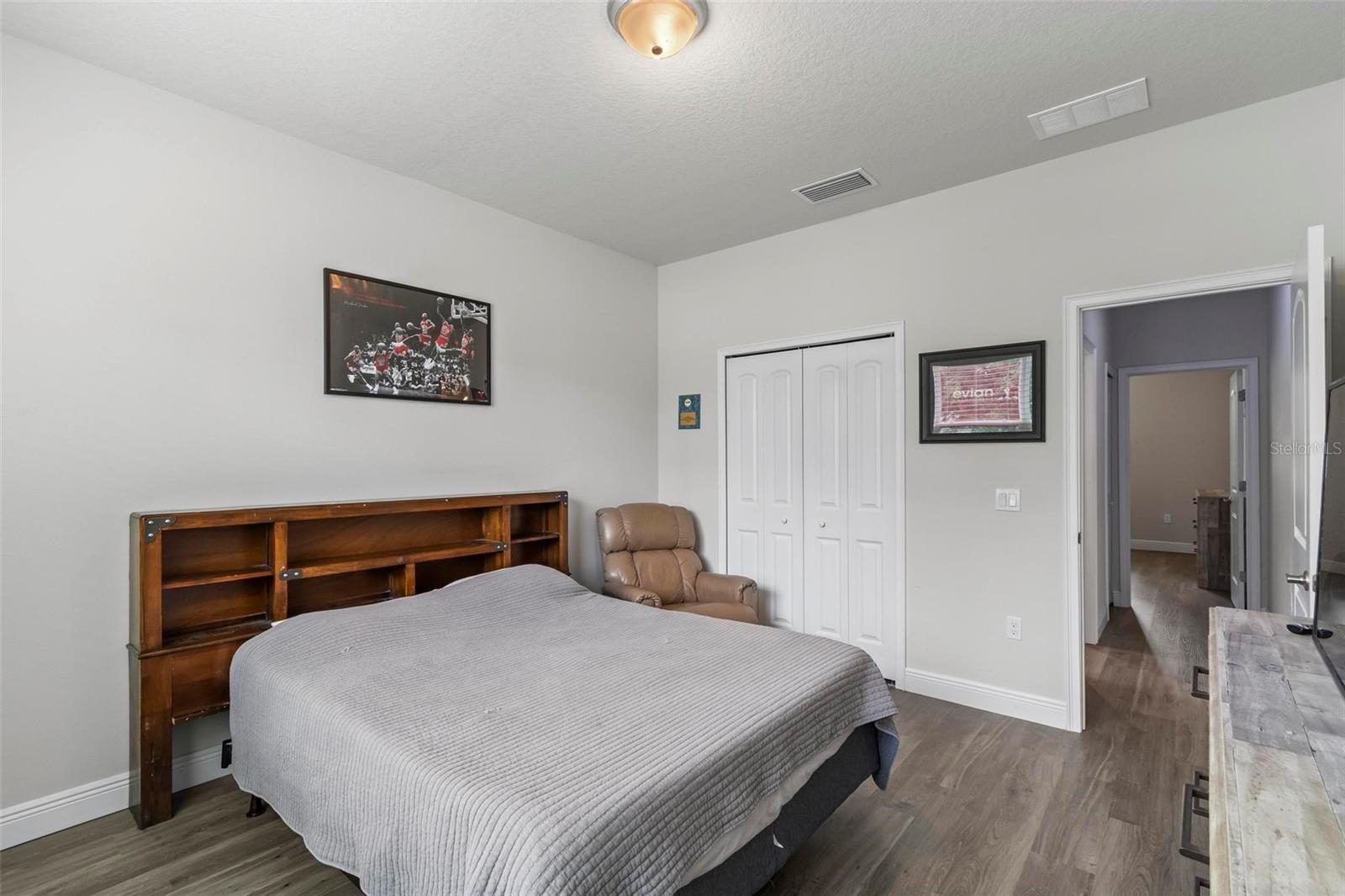 Image 43 of 65 For 9 Elder Place