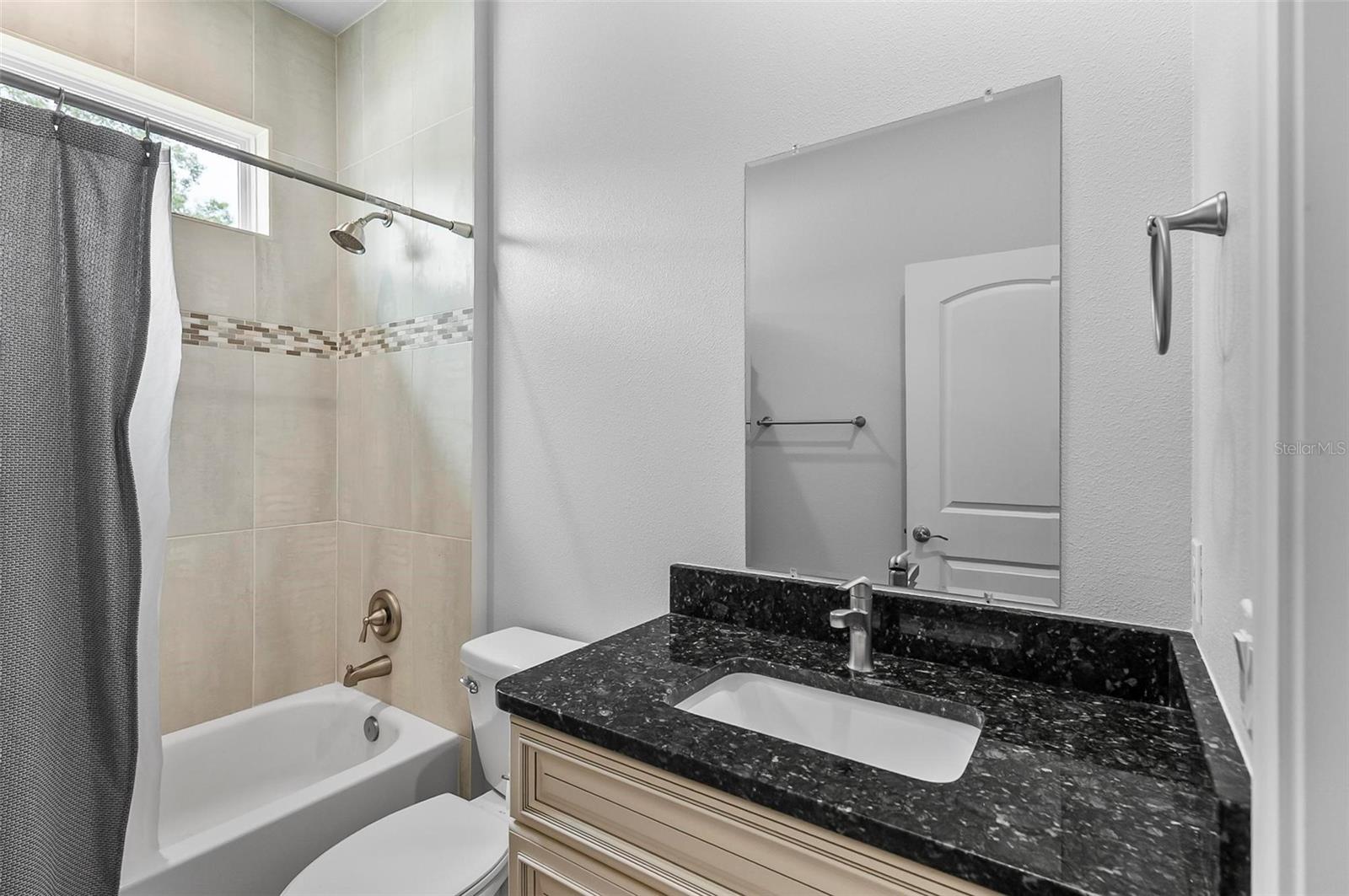 Image 49 of 65 For 9 Elder Place