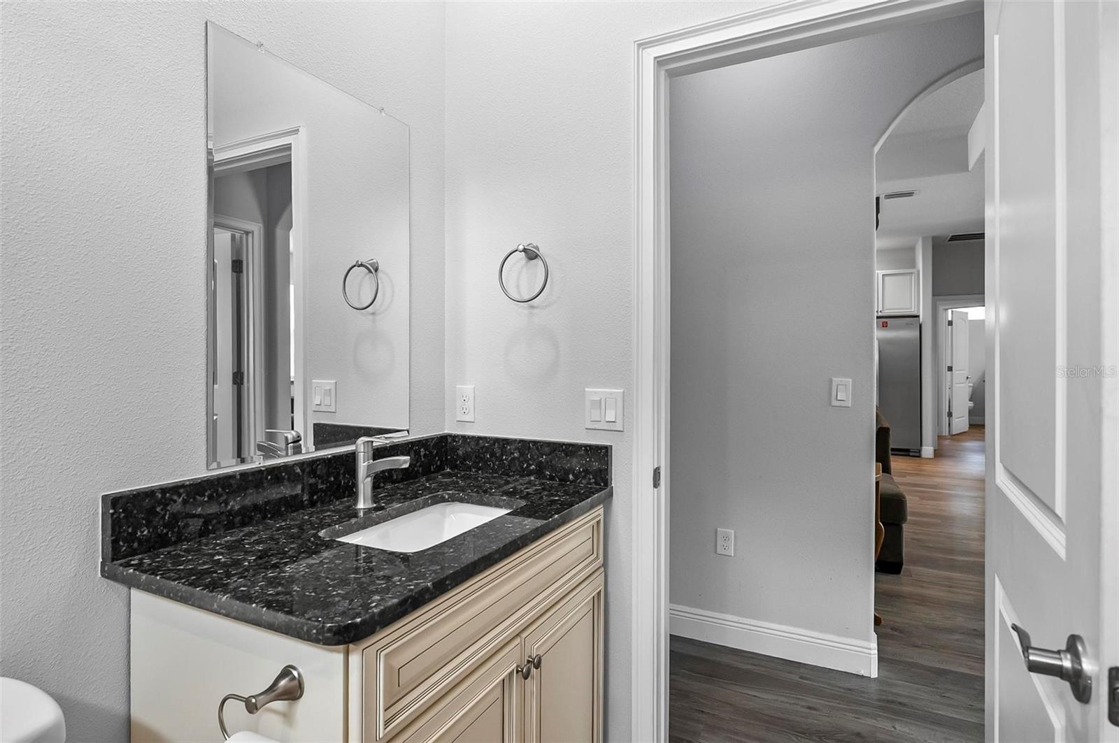 Image 51 of 65 For 9 Elder Place