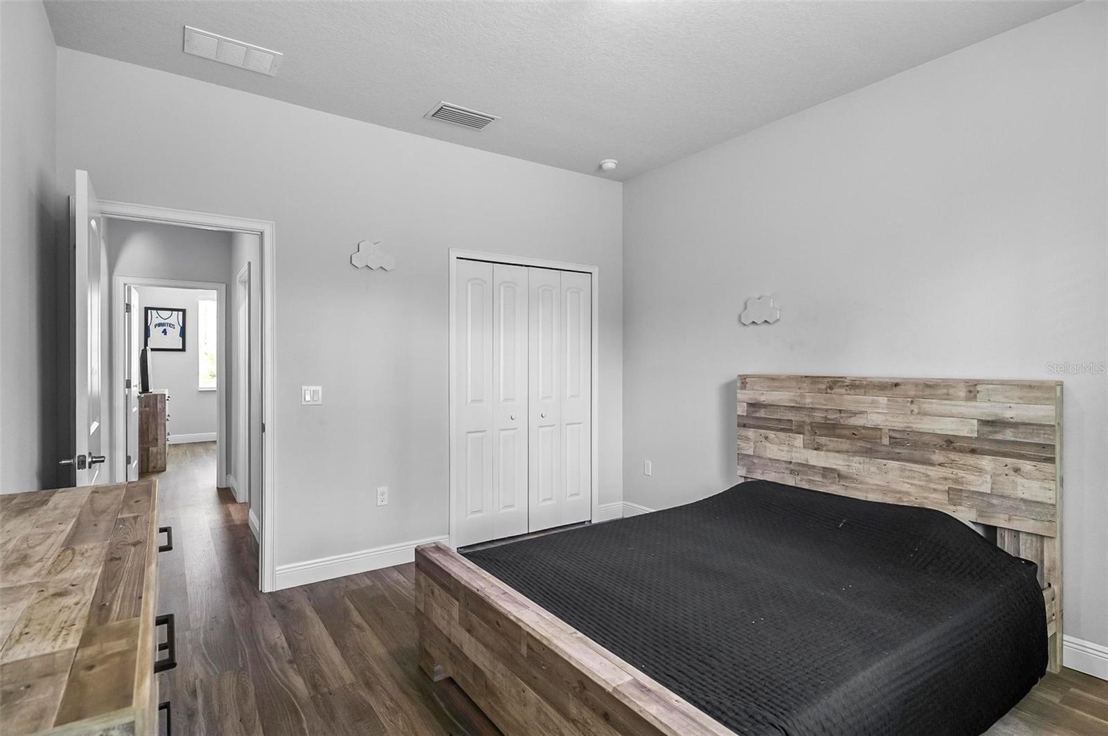 Image 55 of 65 For 9 Elder Place