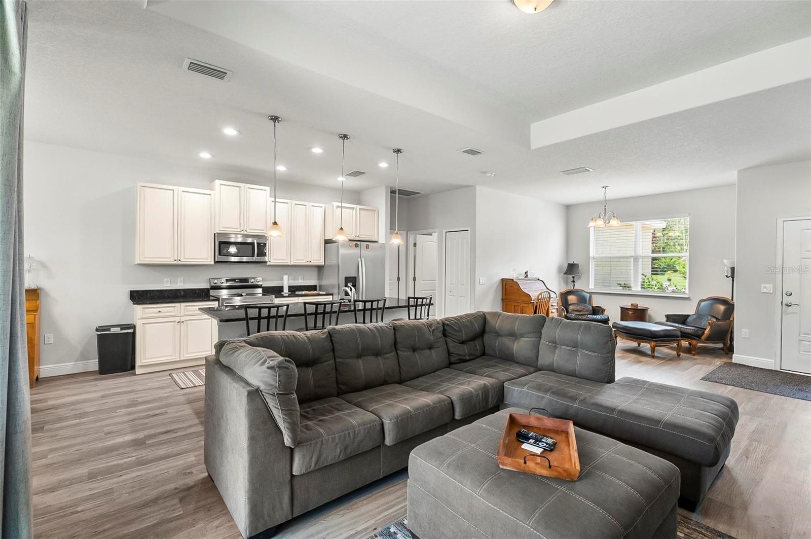 Image 6 of 65 For 9 Elder Place