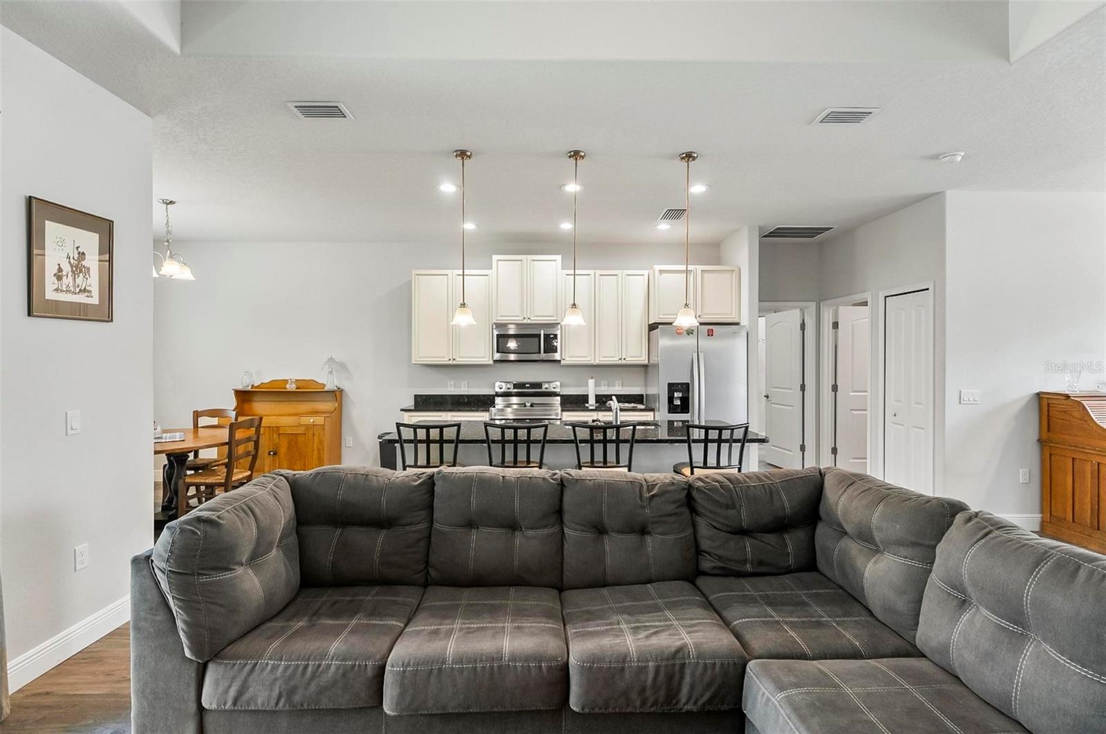 Image 9 of 65 For 9 Elder Place