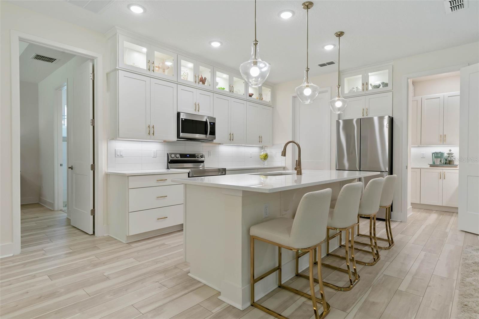 Image 16 of 75 For 3029 Adrian Drive