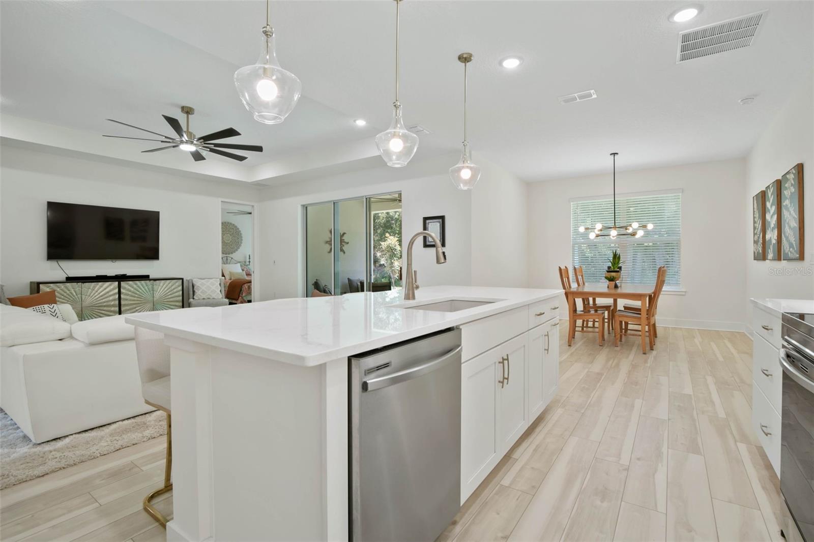 Image 18 of 75 For 3029 Adrian Drive
