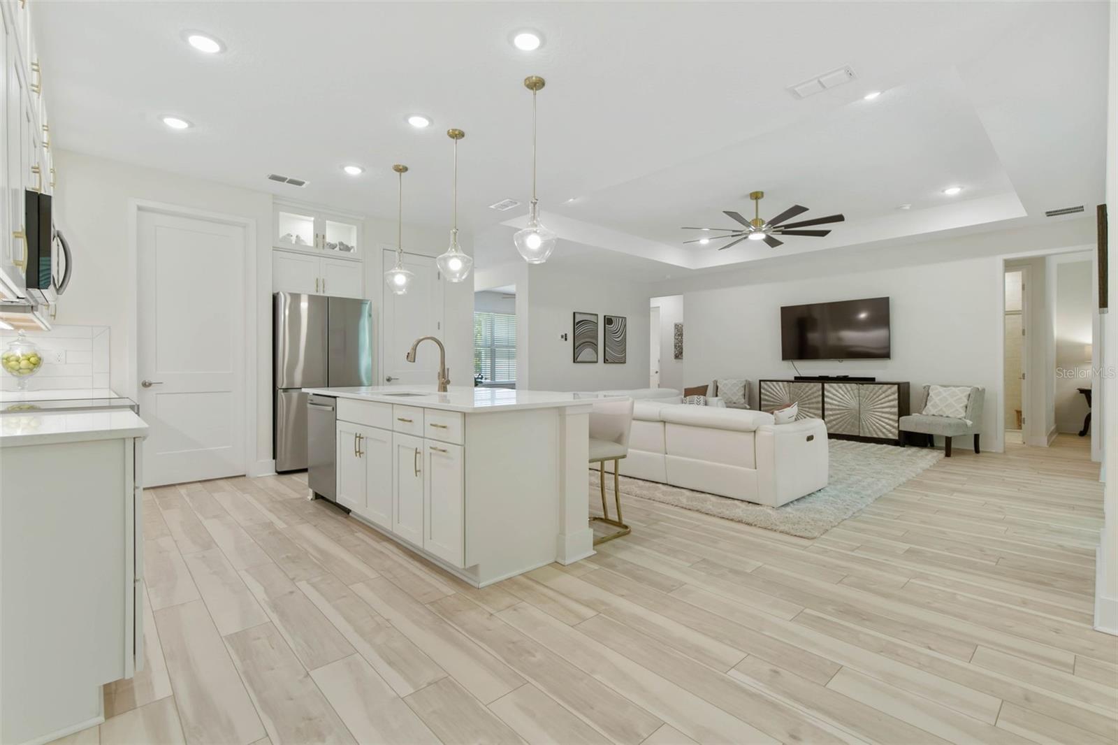Image 21 of 75 For 3029 Adrian Drive