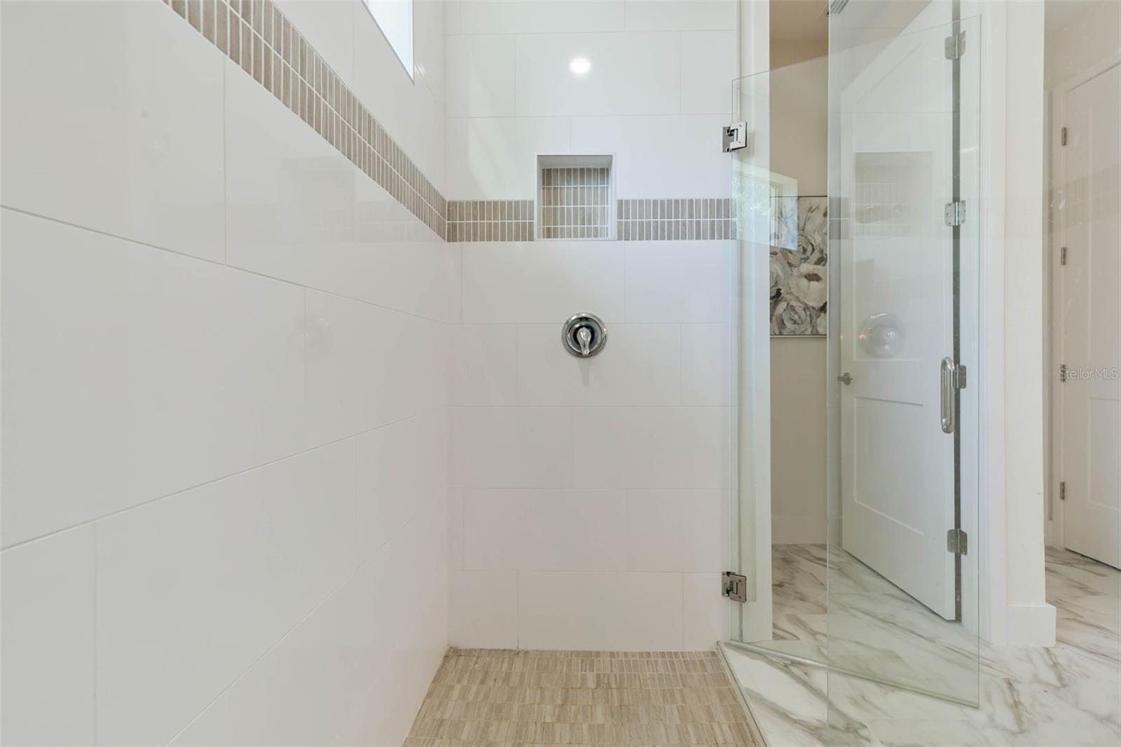 Image 30 of 75 For 3029 Adrian Drive