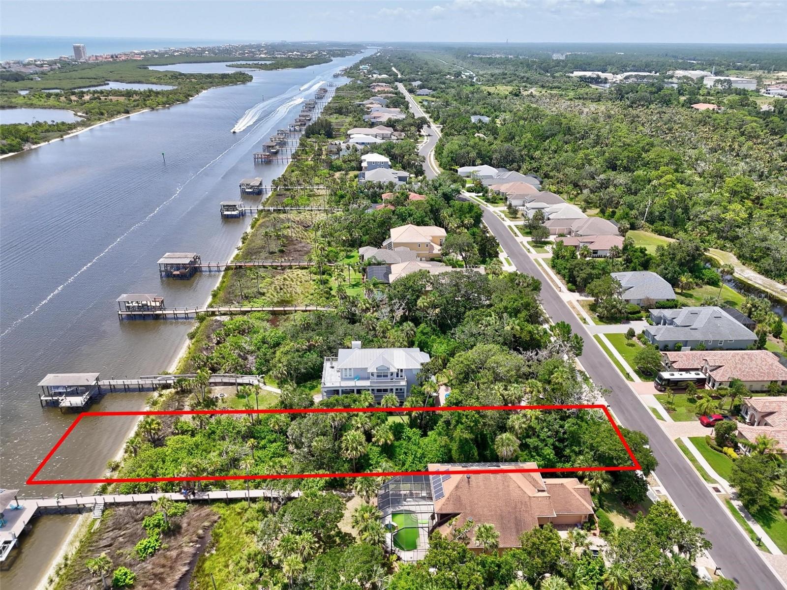 Image 16 of 25 For 197 Riverwalk Drive