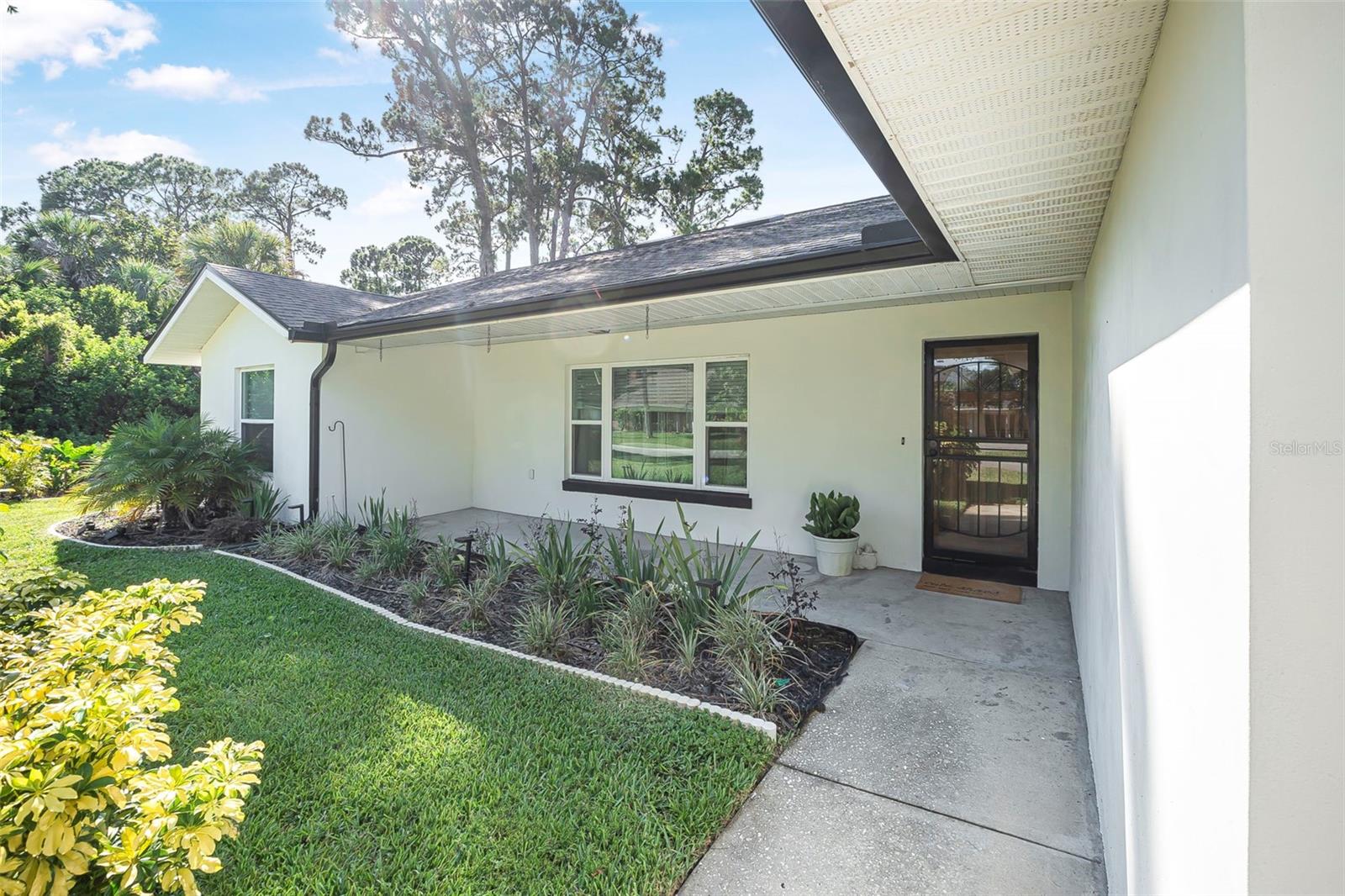 Image 6 of 42 For 117 Azalea Road