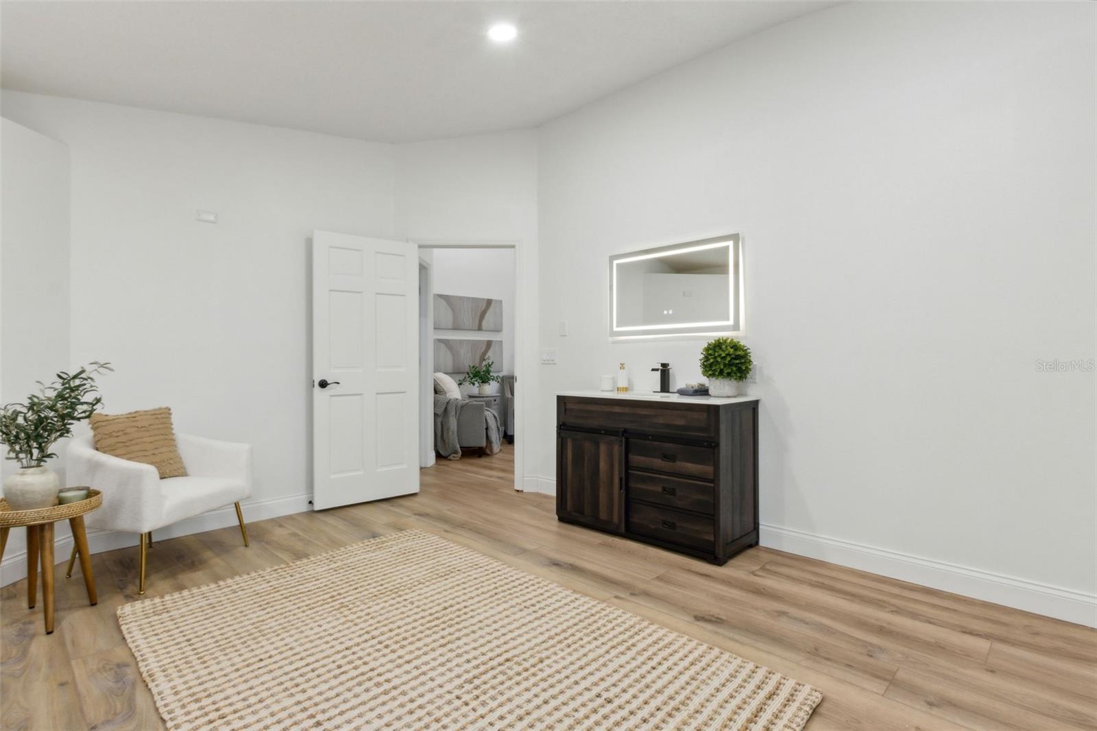 Image 40 of 75 For 1465 Lambert Avenue