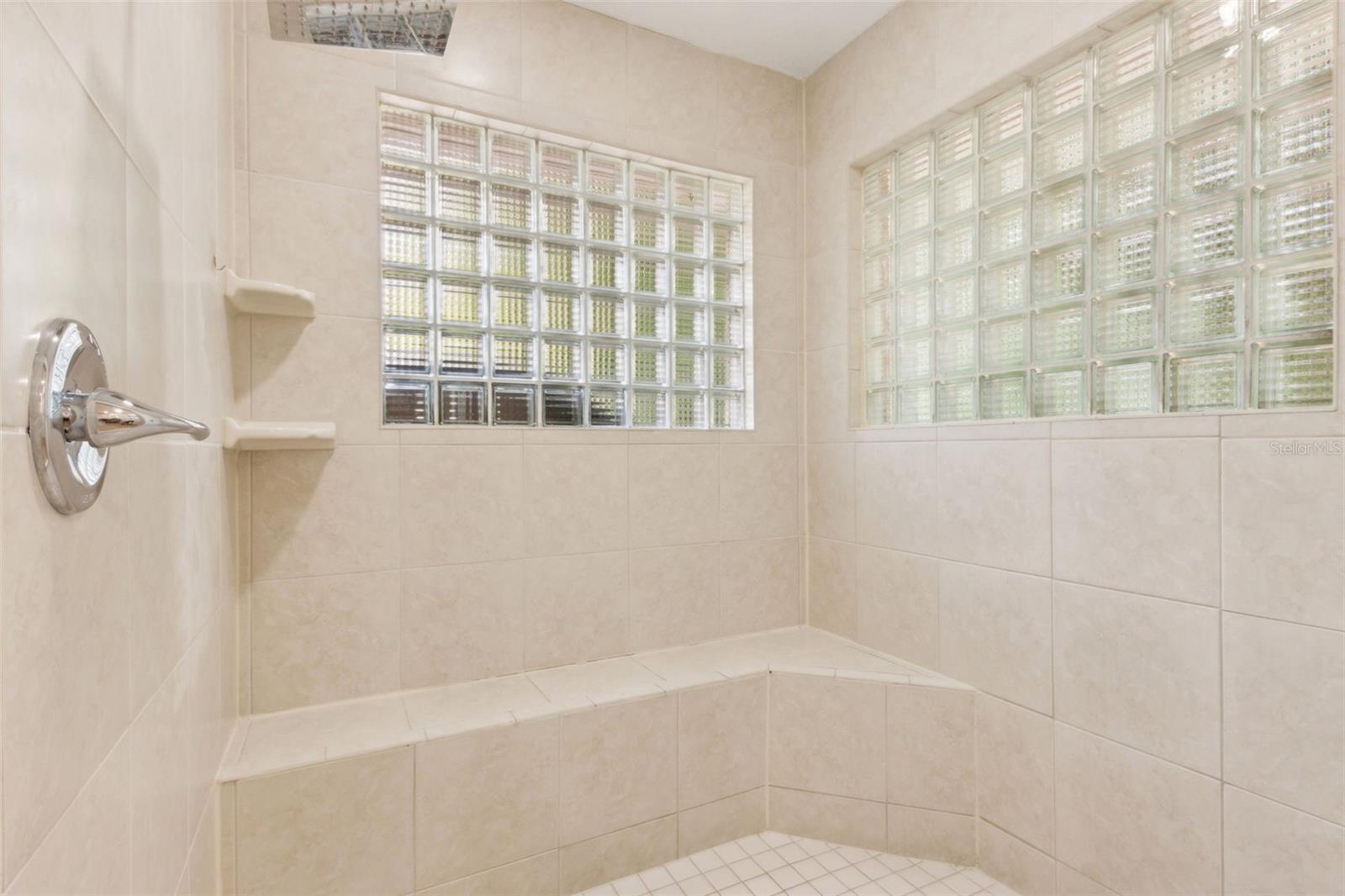 Image 41 of 75 For 1465 Lambert Avenue
