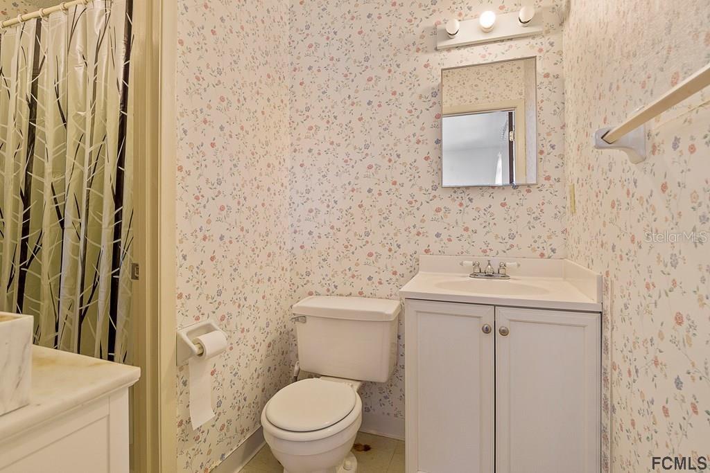 Image 15 of 17 For 10 Lynnhurst Drive 209