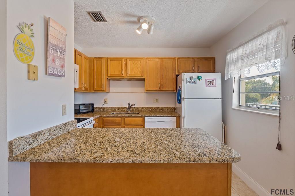 Image 5 of 17 For 10 Lynnhurst Drive 209