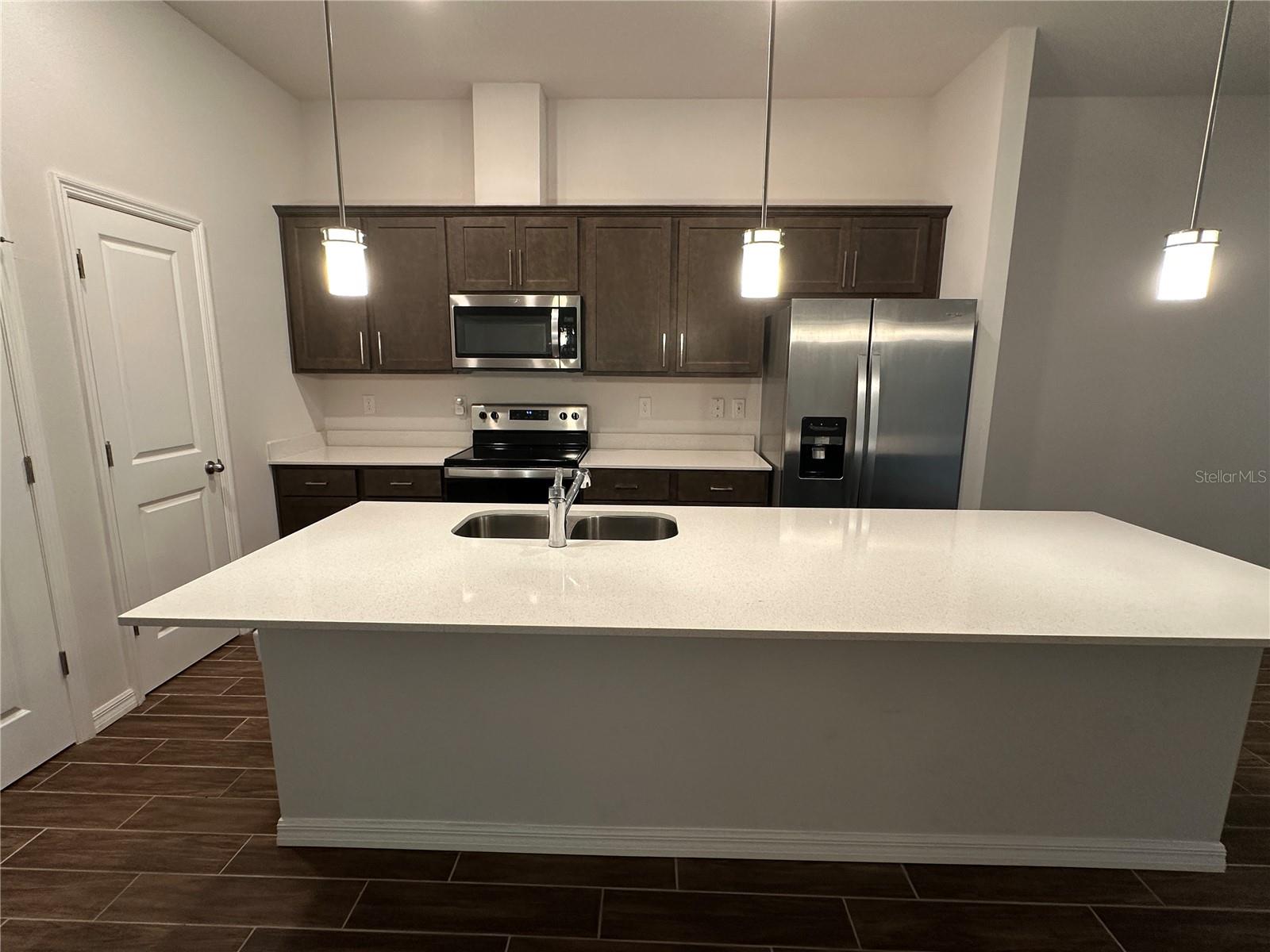 Image 3 of 12 For 37 Ullman Place B