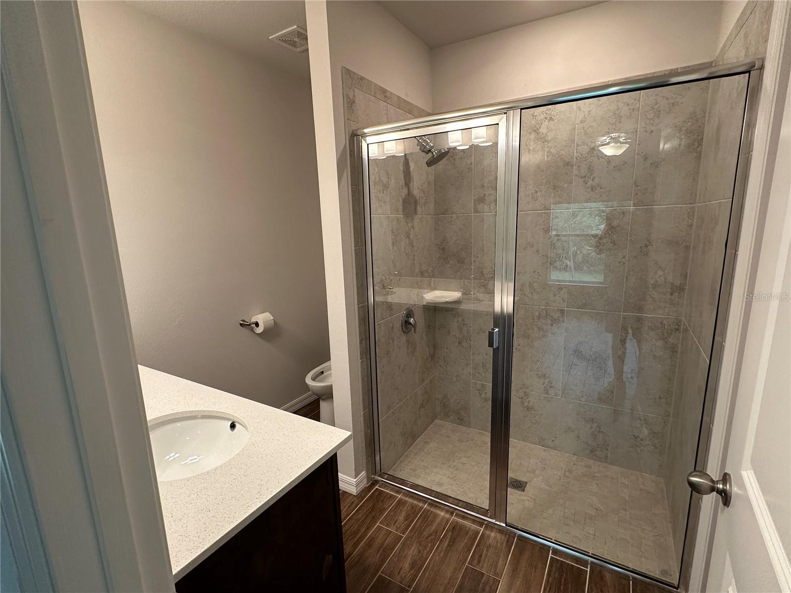 Image 8 of 12 For 37 Ullman Place B