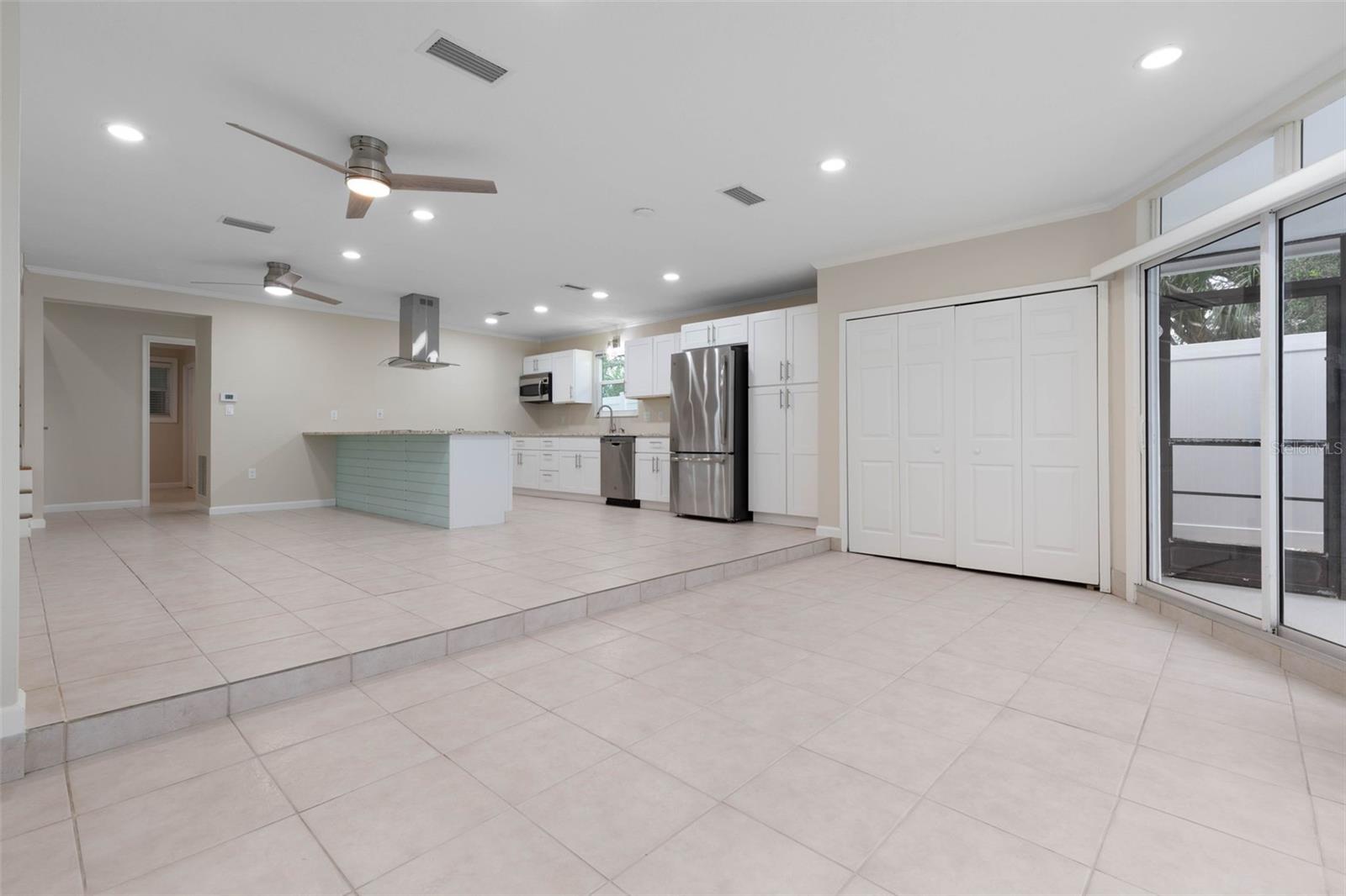 Image 8 of 31 For 2113 Flagler Avenue