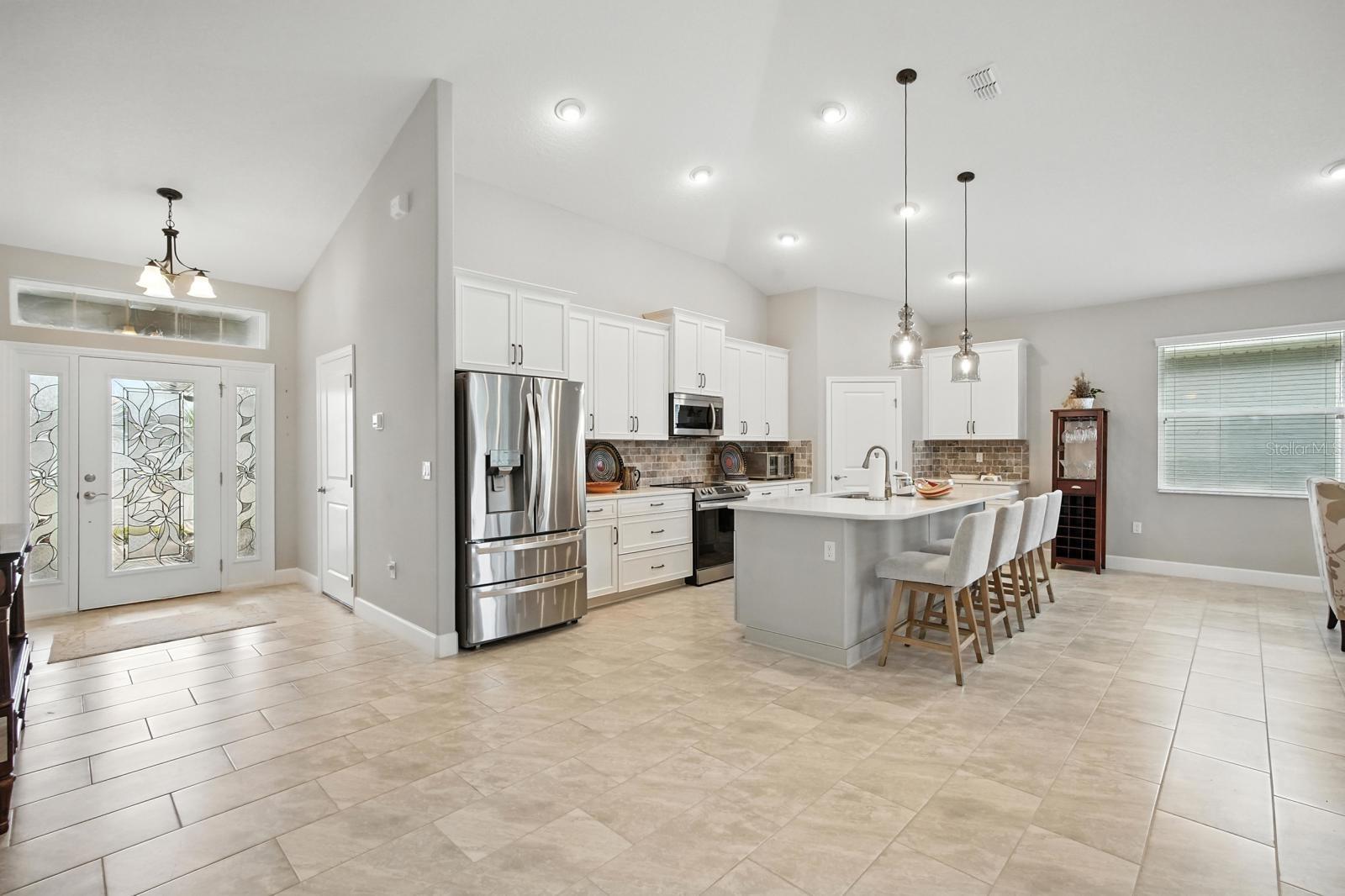 Image 4 of 26 For 29 Lagoon Way