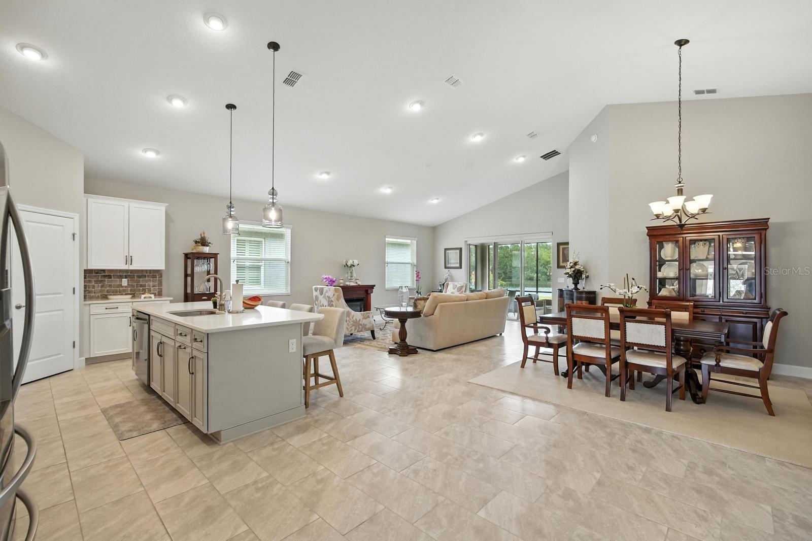 Image 6 of 26 For 29 Lagoon Way