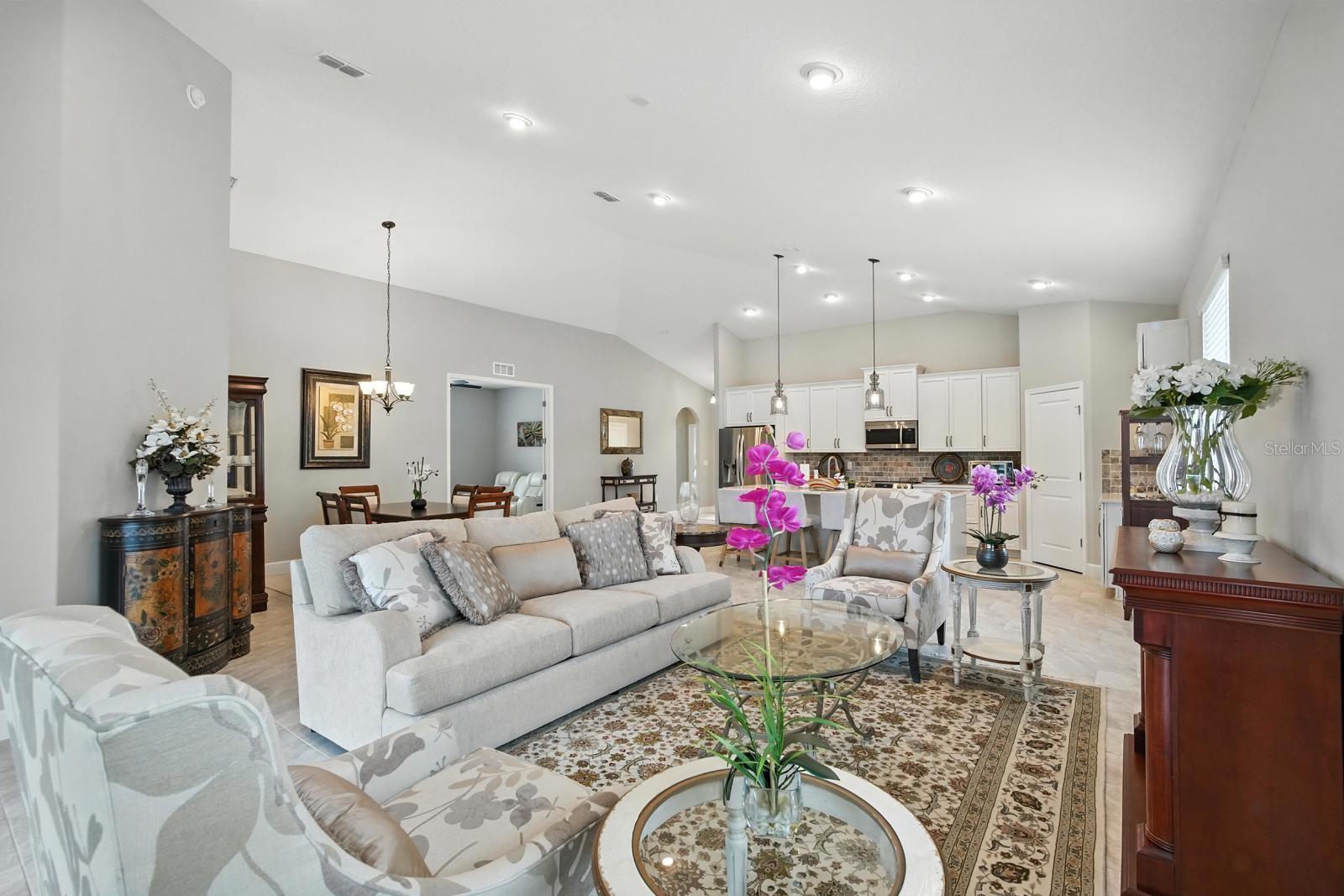 Image 7 of 26 For 29 Lagoon Way