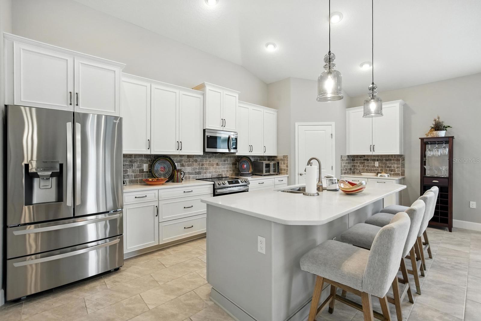 Image 8 of 26 For 29 Lagoon Way