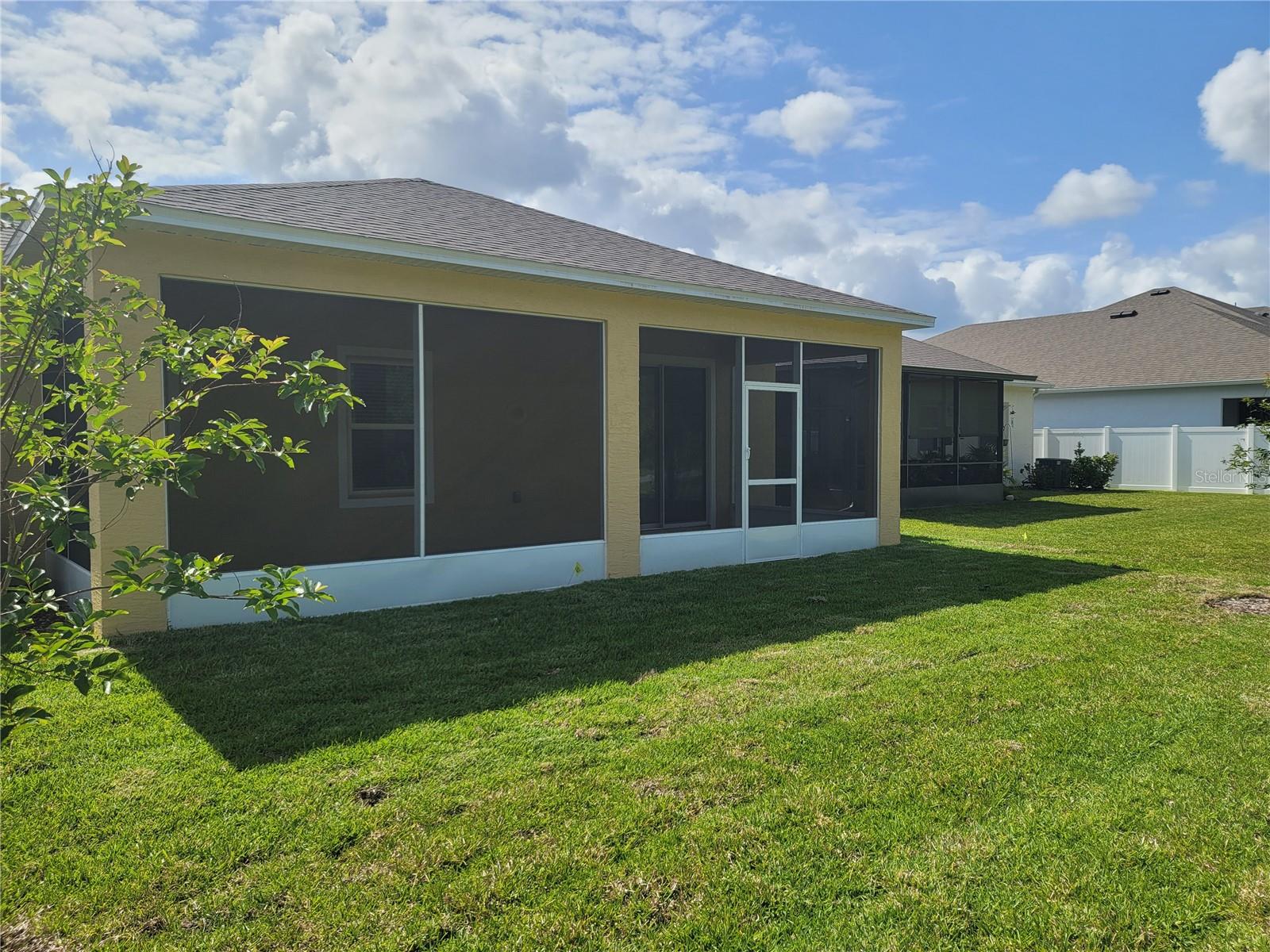 Image 23 of 25 For 128 Oakleaf Way