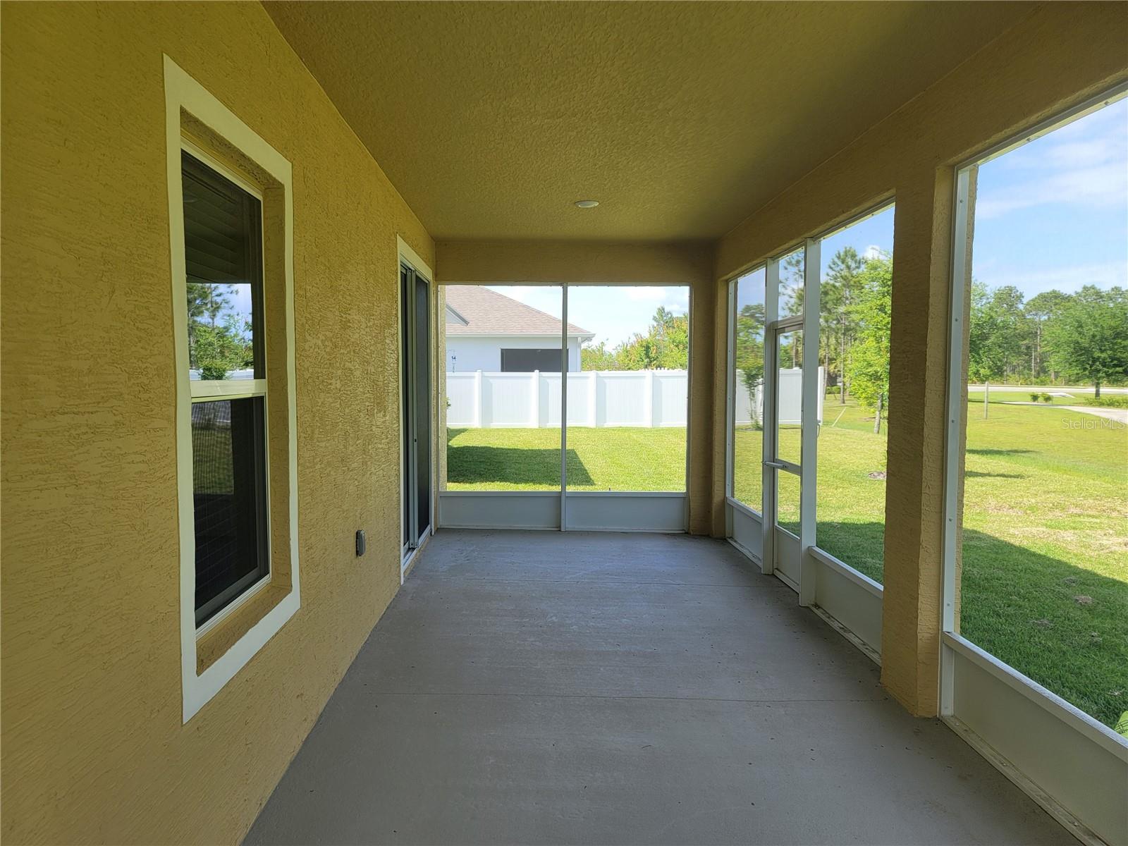 Image 24 of 25 For 128 Oakleaf Way