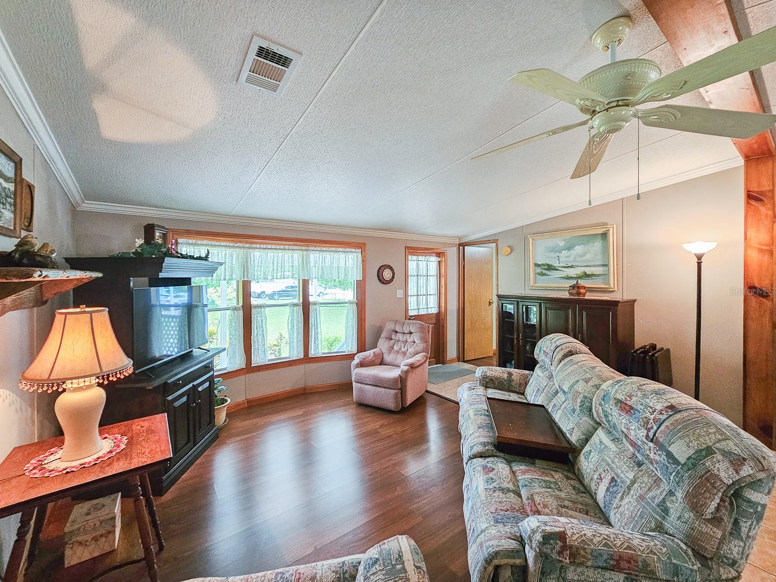 Image 7 of 51 For 4630 Nellie Street