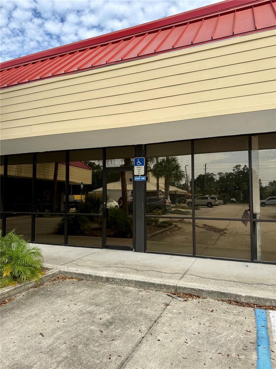 Image 2 of 34 For 608 Moody Boulevard
