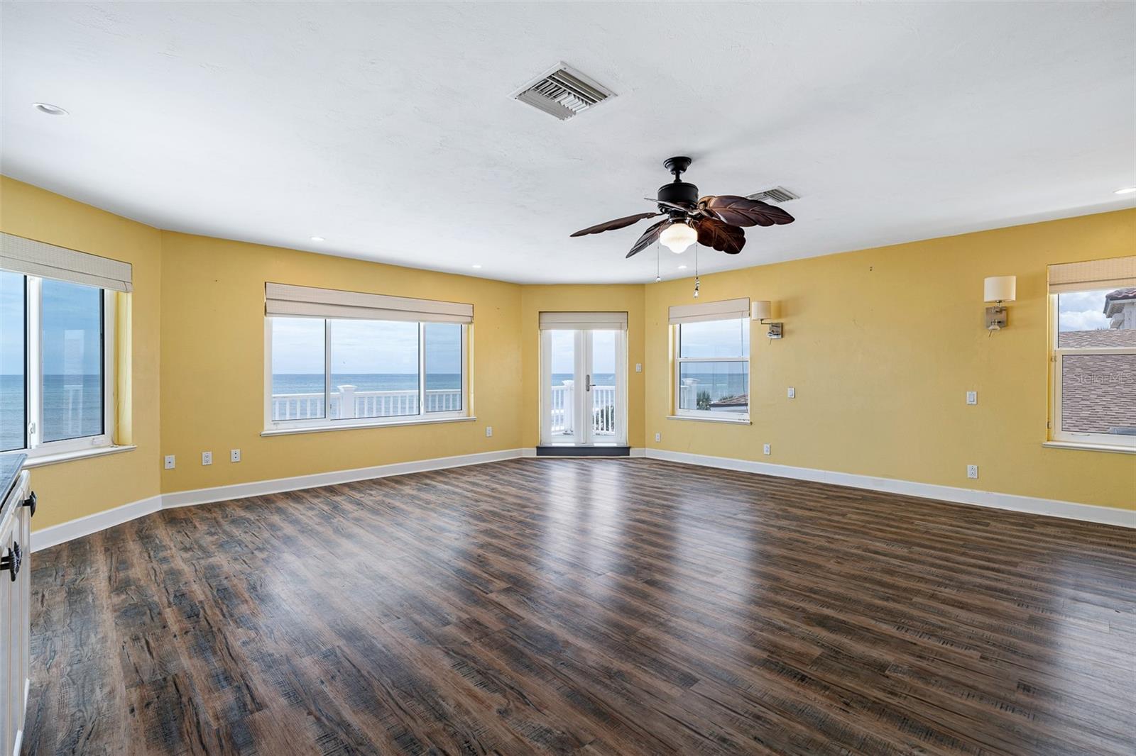 Image 25 of 87 For 339 Ocean Shore Boulevard