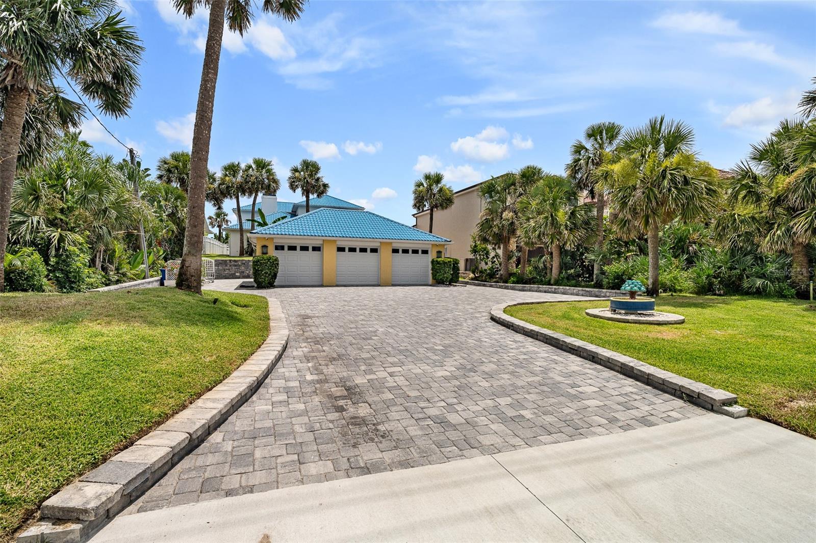 Image 4 of 87 For 339 Ocean Shore Boulevard