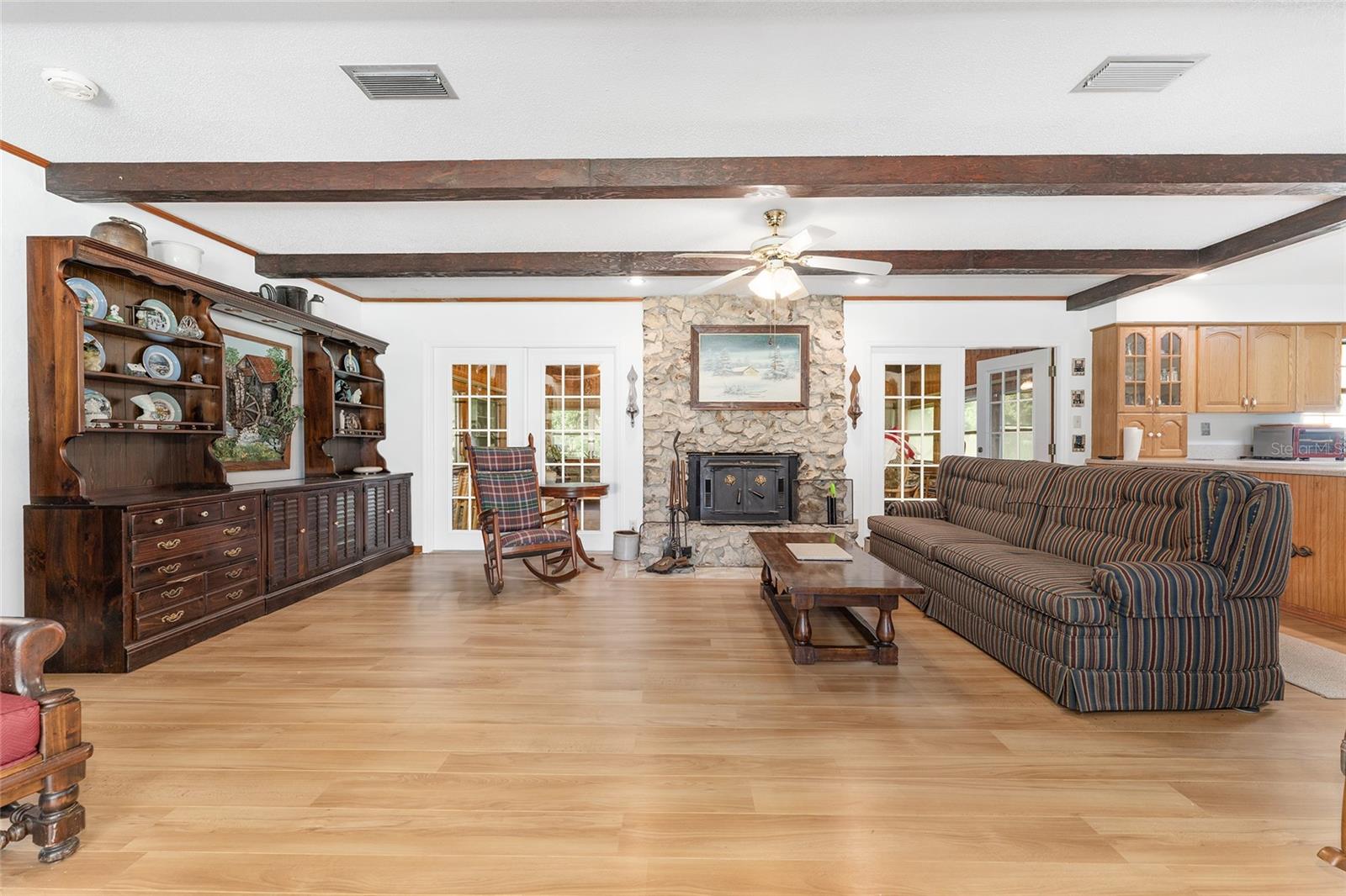 Image 12 of 87 For 11927 5th Avenue