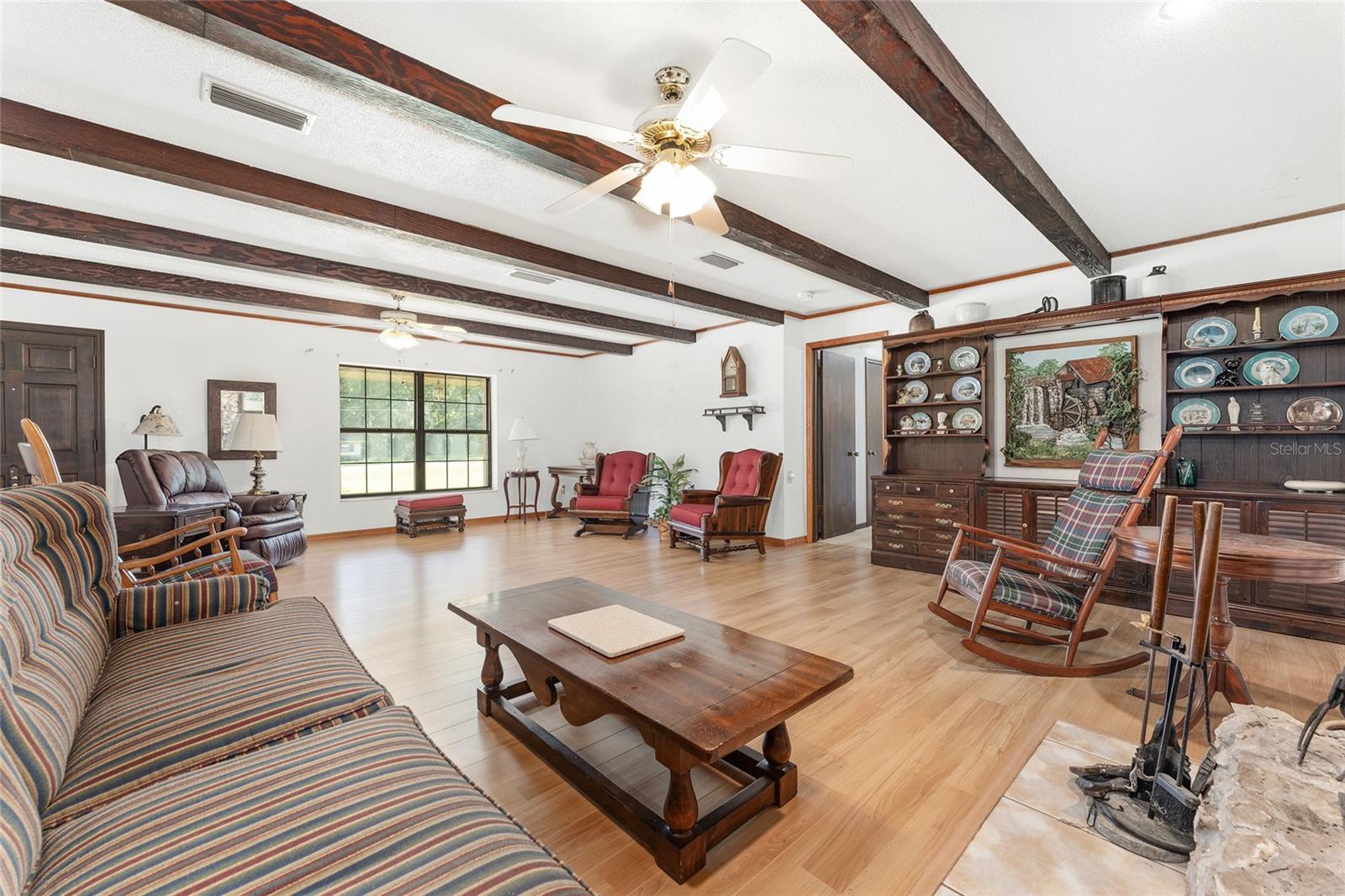 Image 13 of 87 For 11927 5th Avenue