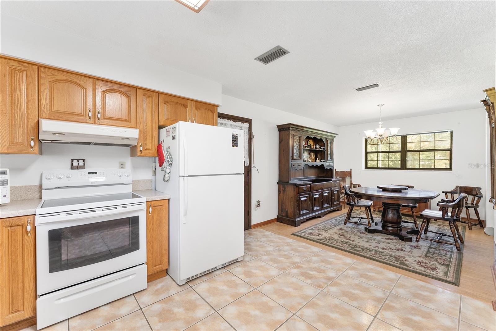 Image 18 of 87 For 11927 5th Avenue