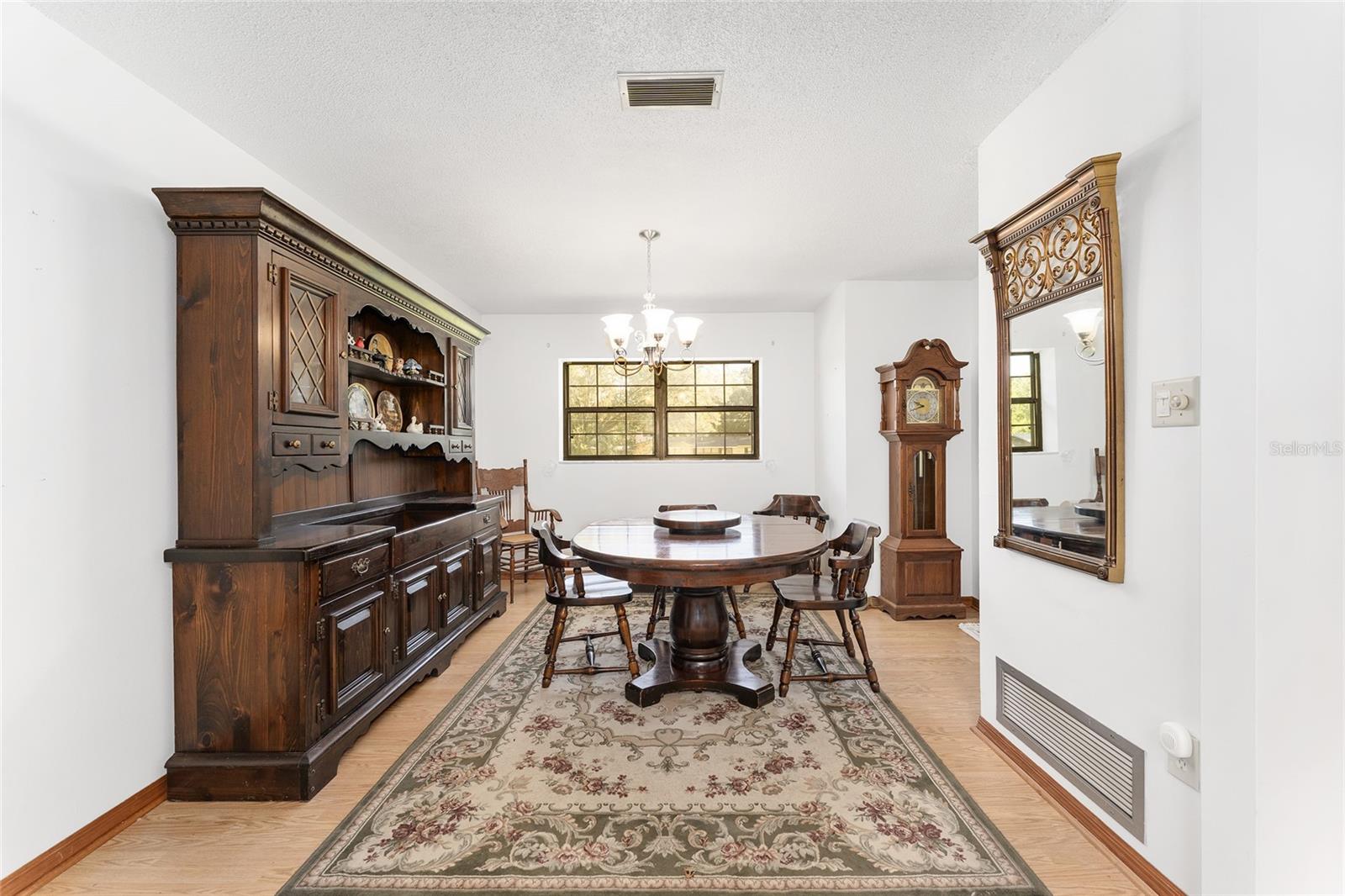 Image 20 of 87 For 11927 5th Avenue