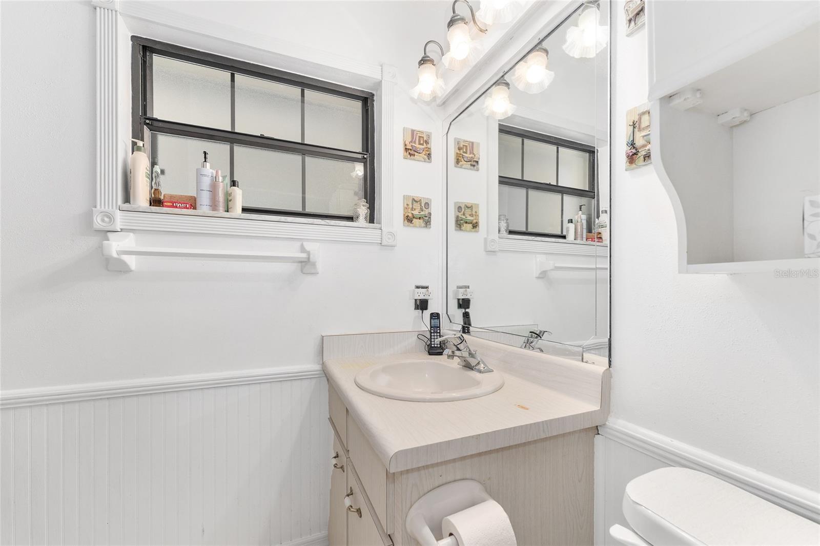 Image 33 of 87 For 11927 5th Avenue