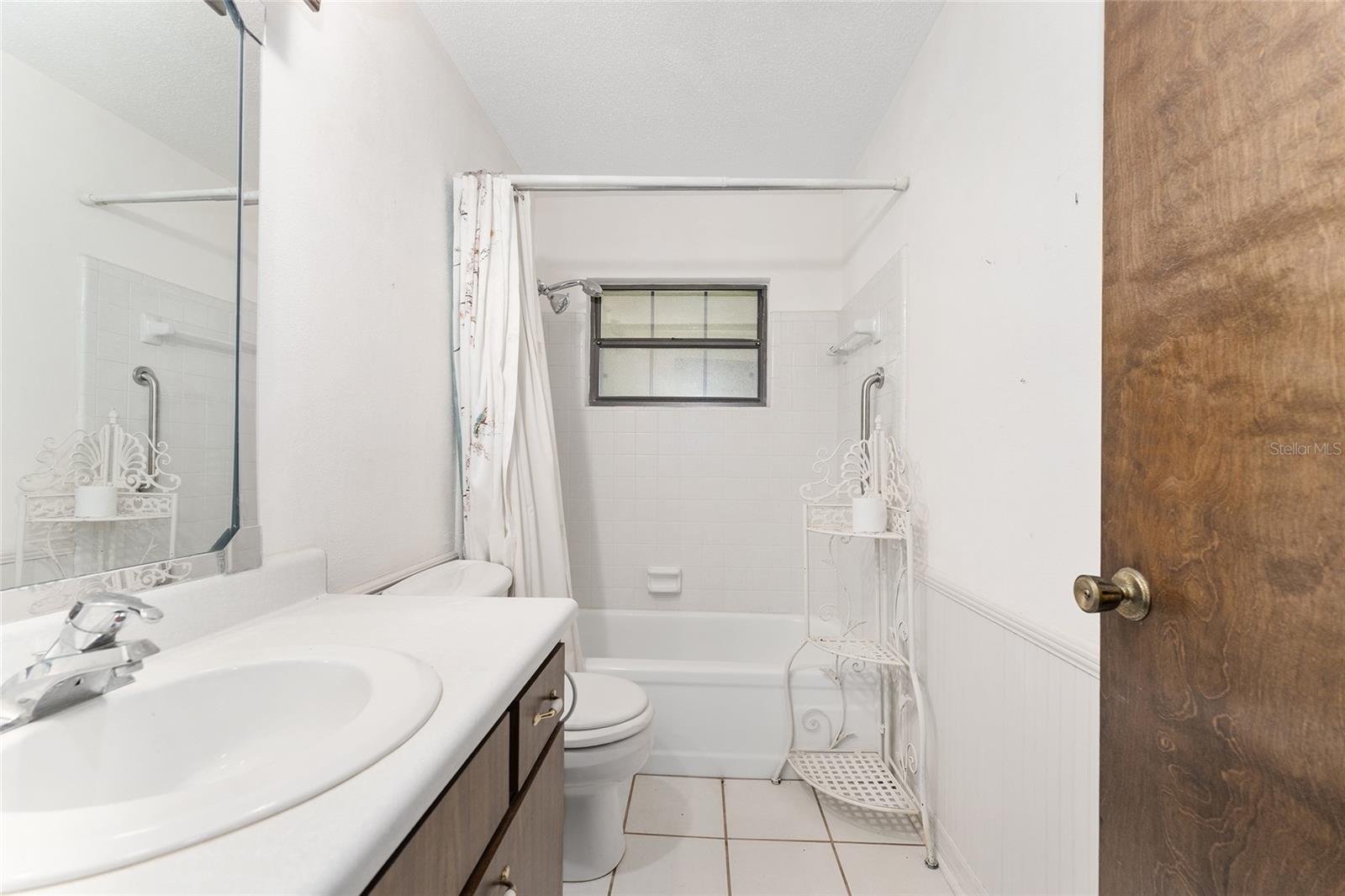 Image 40 of 87 For 11927 5th Avenue