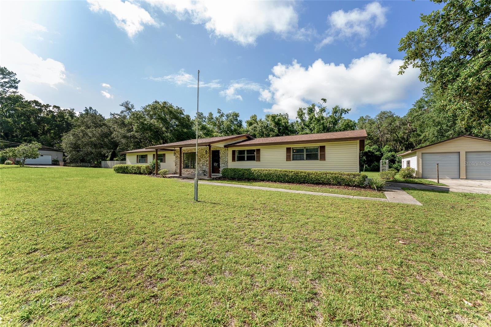Image 64 of 87 For 11927 5th Avenue