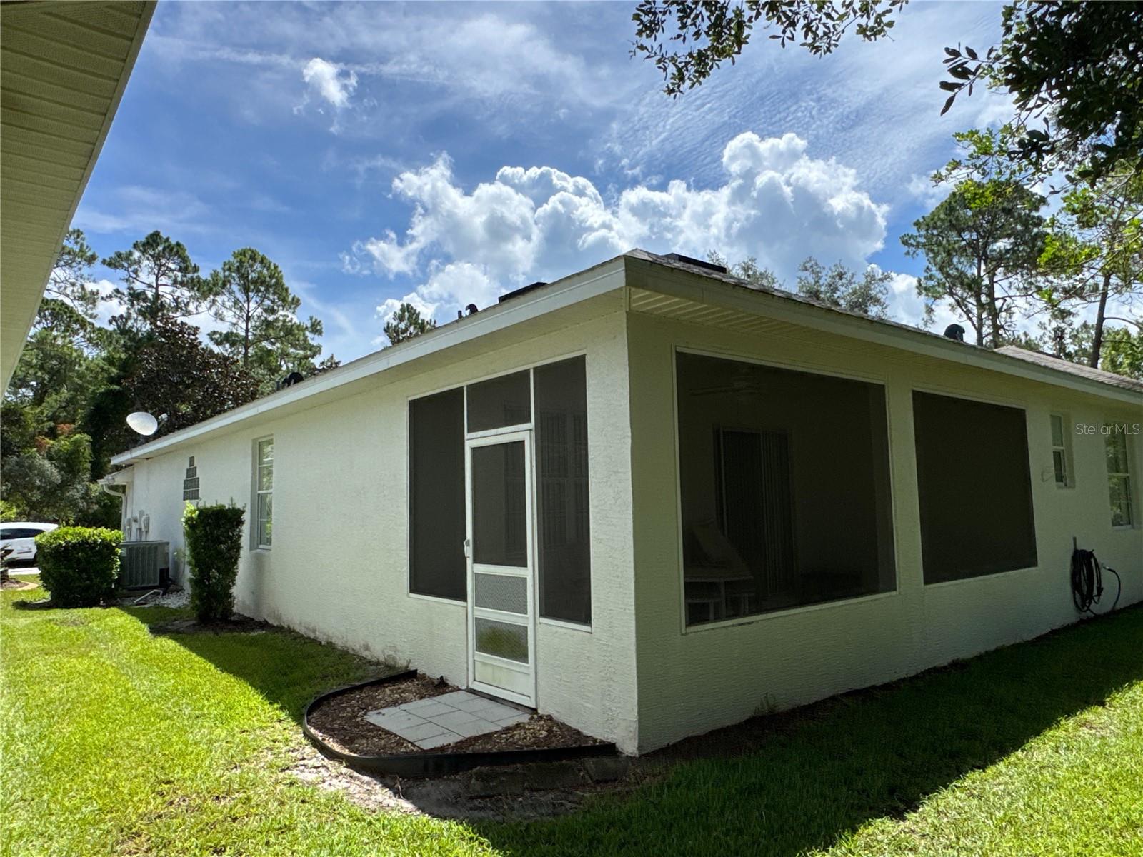 Image 19 of 44 For 37 Waterside Parkway