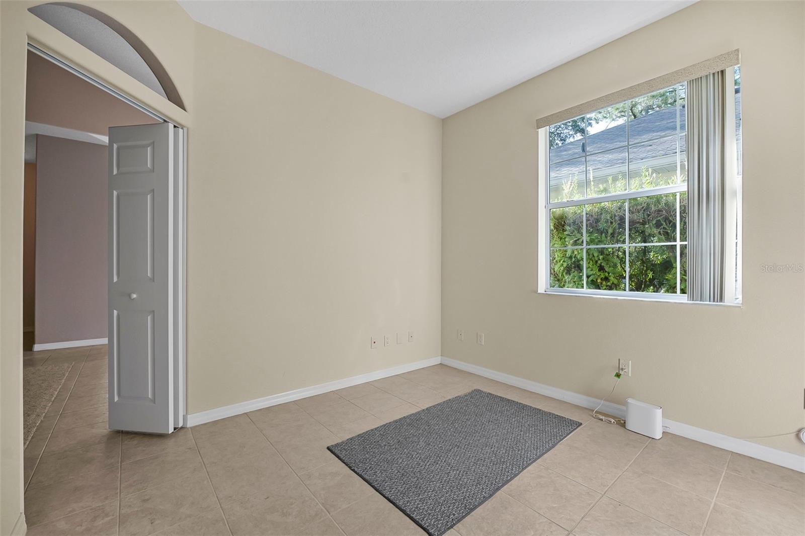 Image 21 of 44 For 37 Waterside Parkway